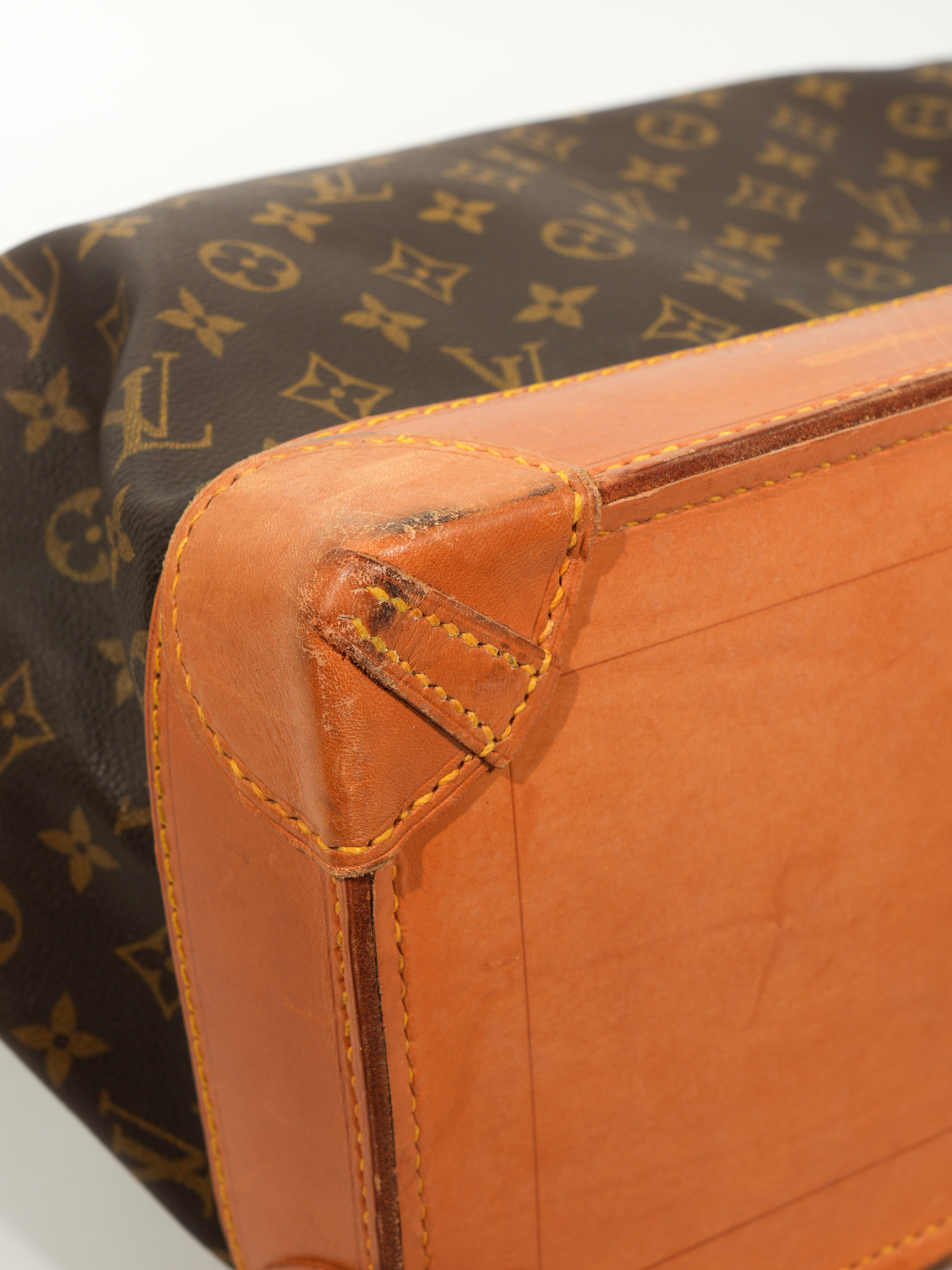 Louis Vuitton Streamer Monogram Vintage