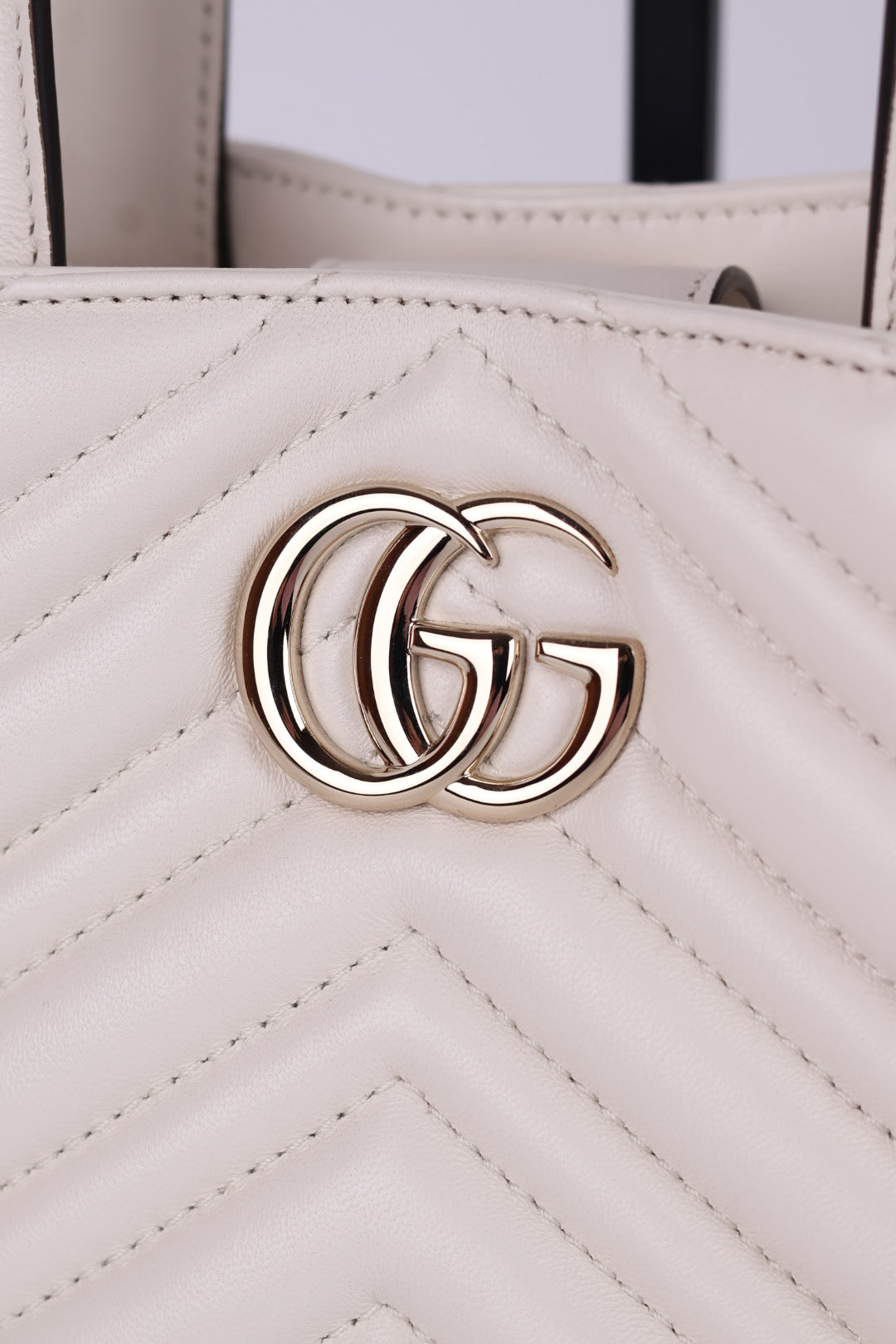 Gucci Betty Piccola in Pelle
