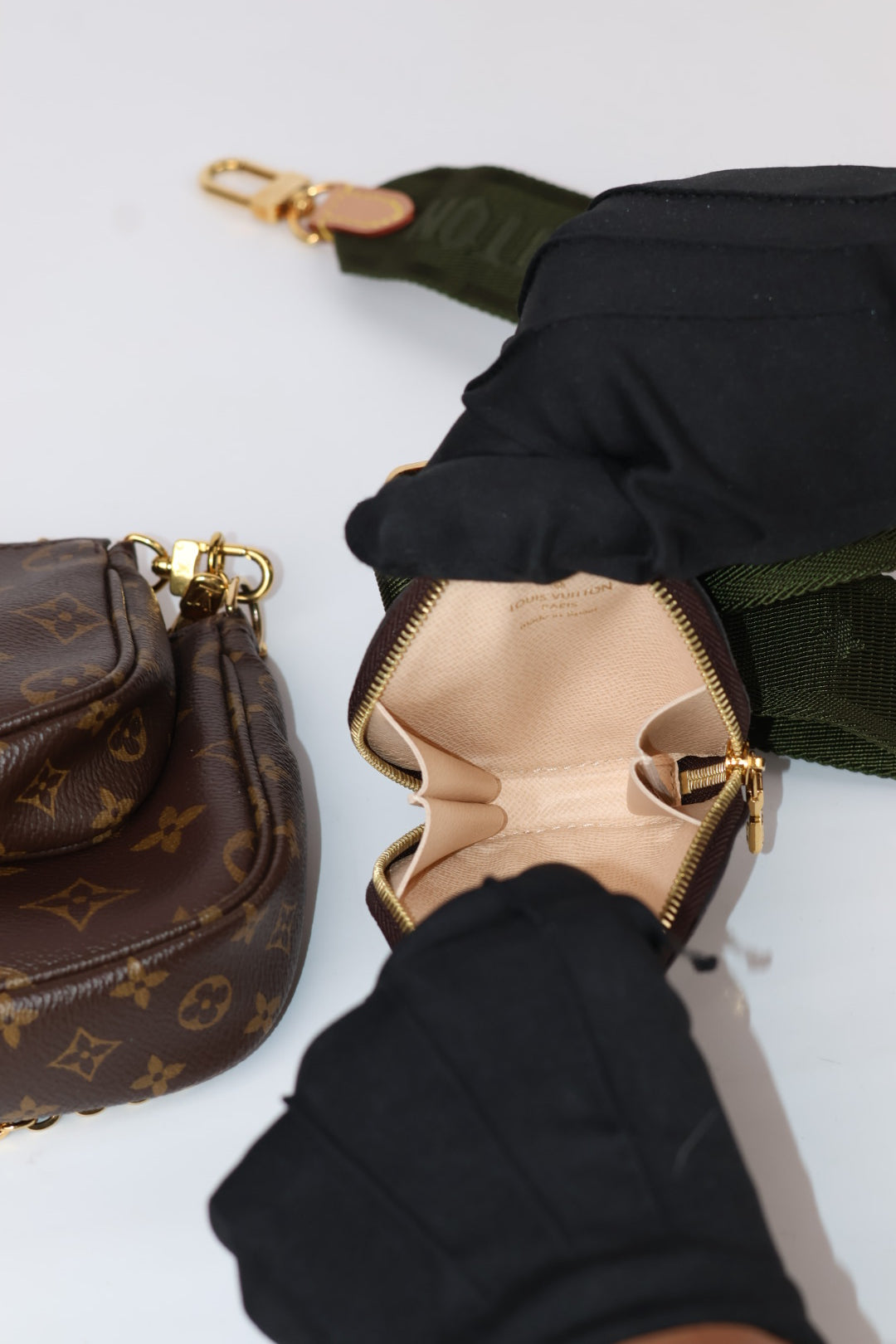 Louis Vuitton Multi Pochette Accessoires Monogram