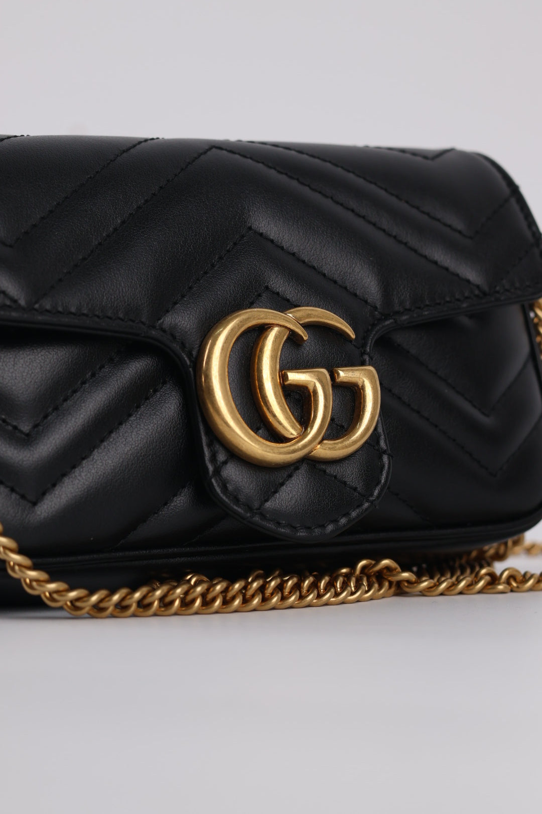 Gucci GG Super Mini Marmont