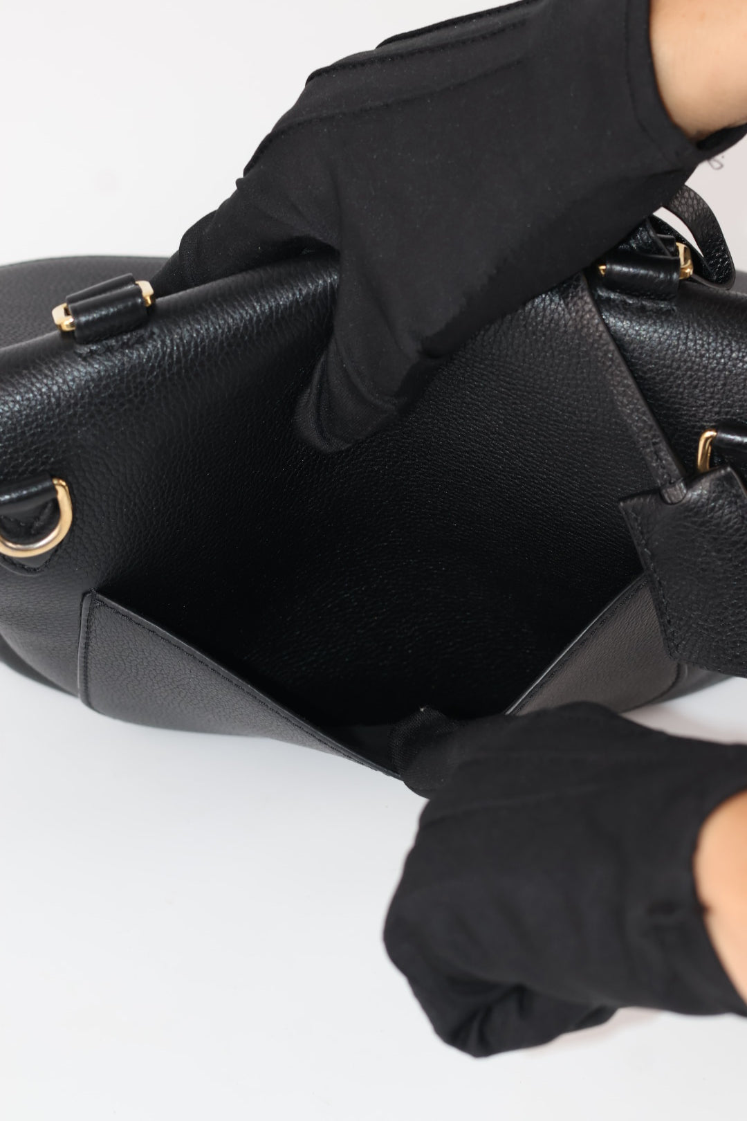Louis Vuitton Volta Taurillon