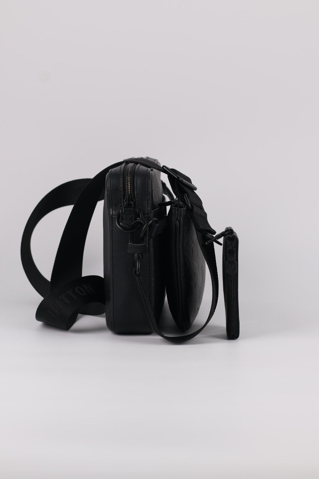 Louis Vuitton Trio Messenger Shadow