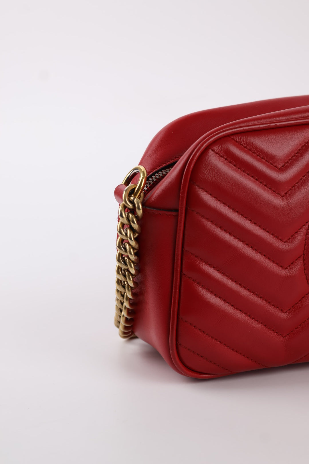 Gucci GG Marmont Camera Bag Matelassé