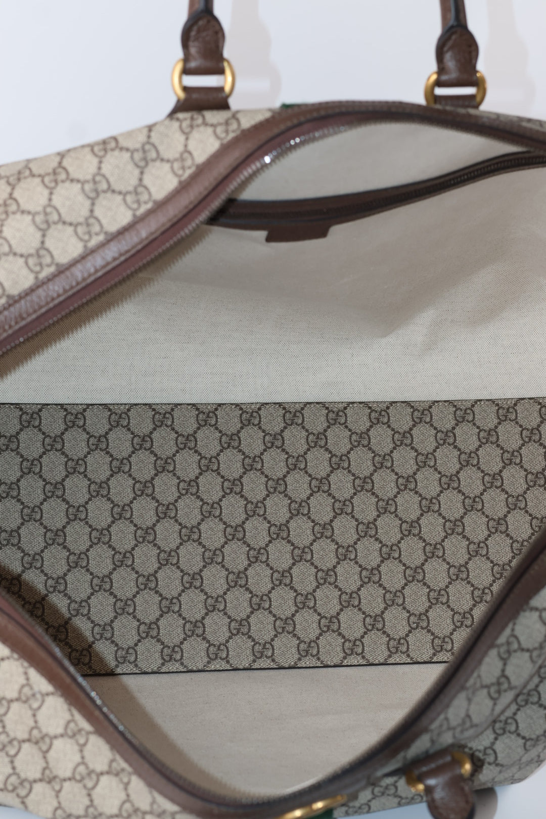 Gucci Borsone  Savoy Grande GG Supreme