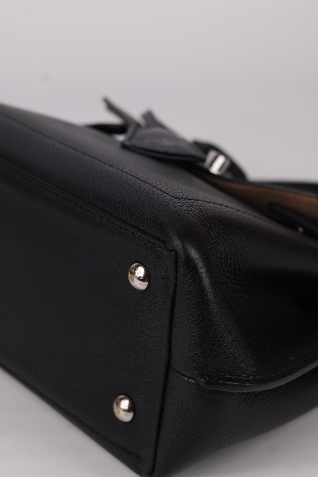 Louis Vuitton Lockme Handle Small