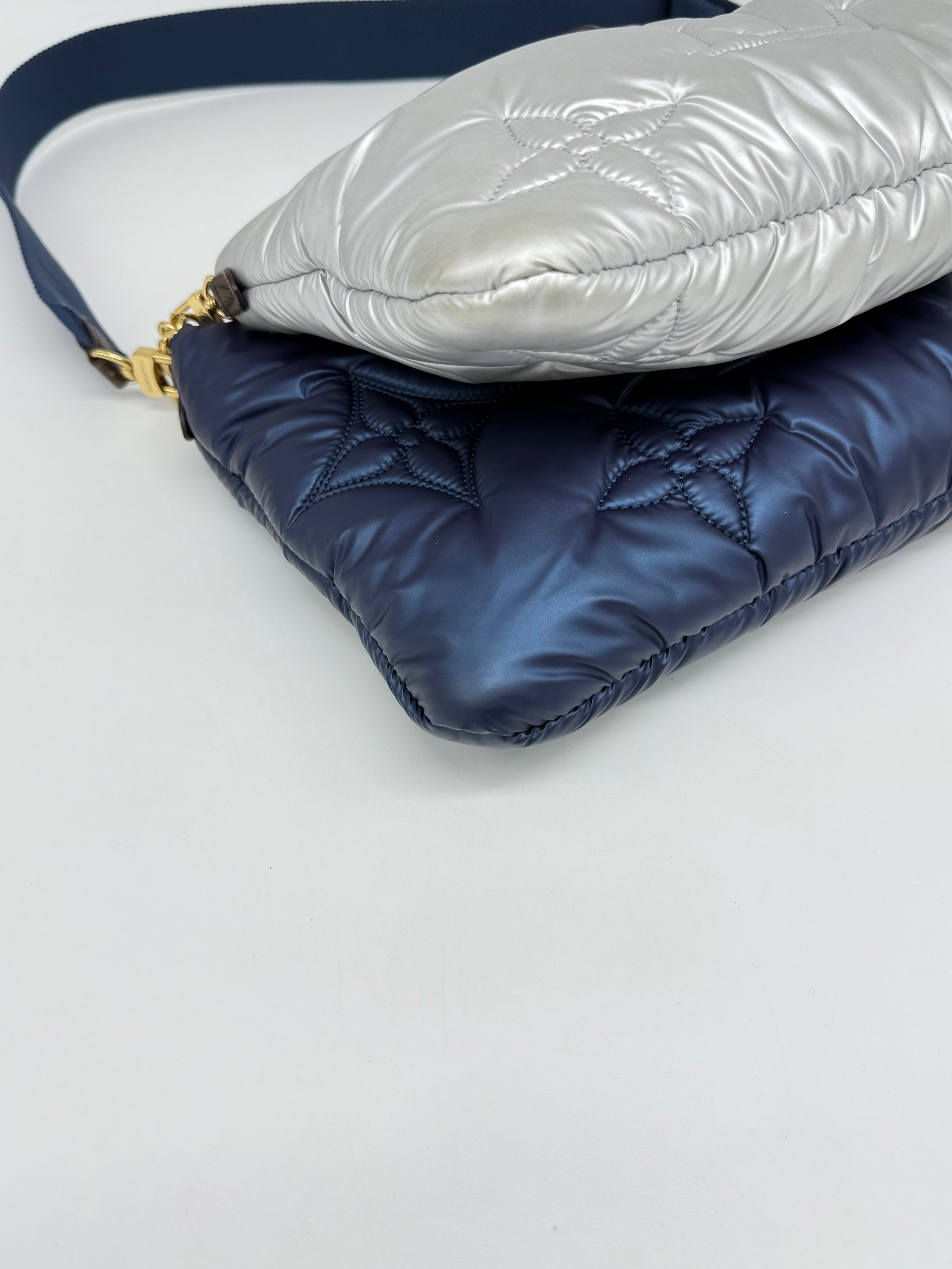Louis Vuitton Maxi Multipochette