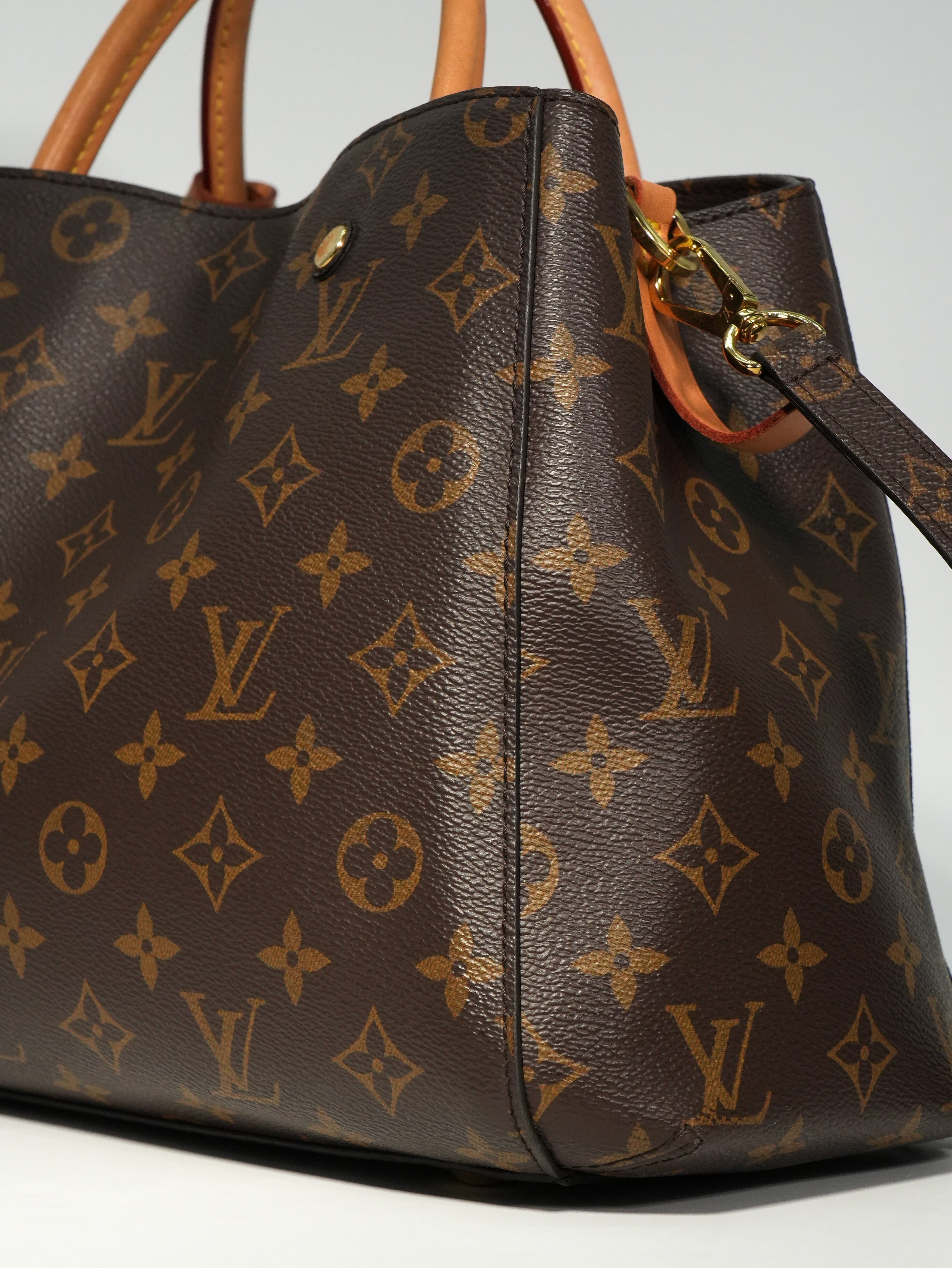 Louis Vuitton Montaigne MM