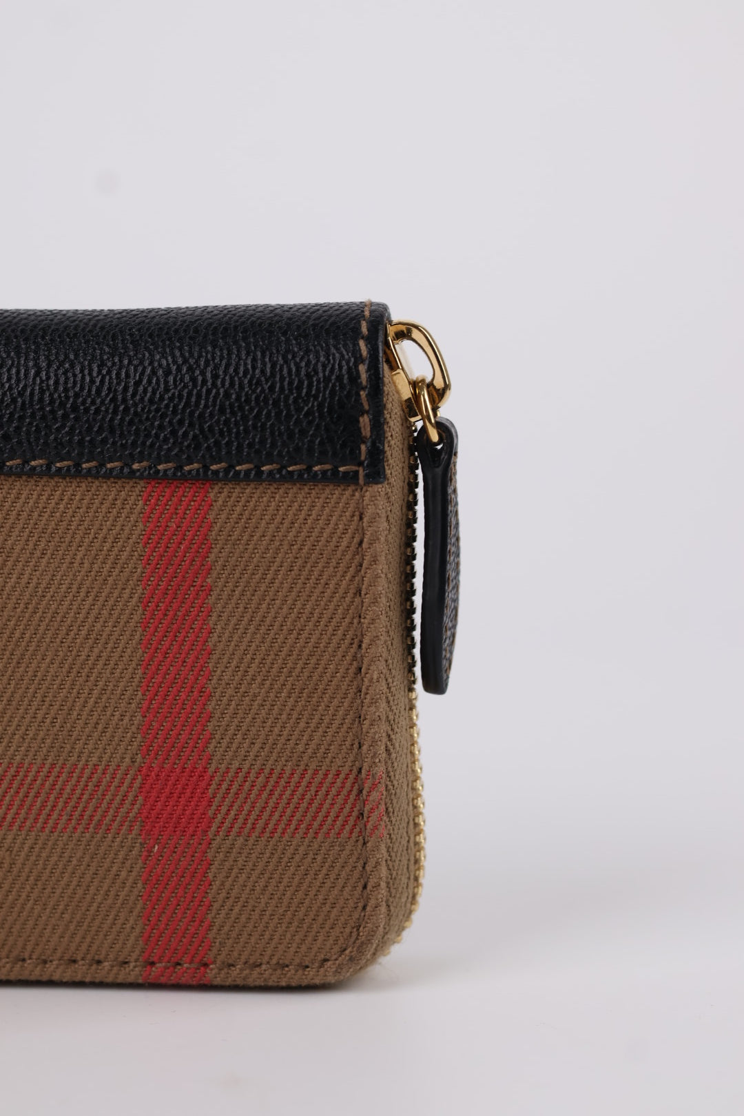 Burberry portafoglio compatto Zippy Check