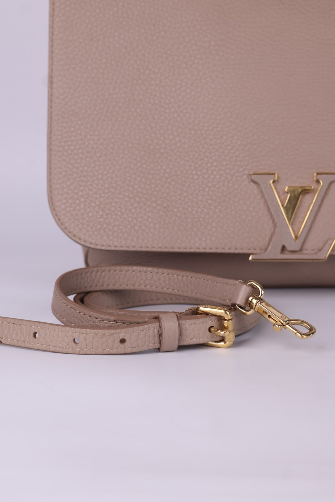 Louis Vuitton Volta Taurillon