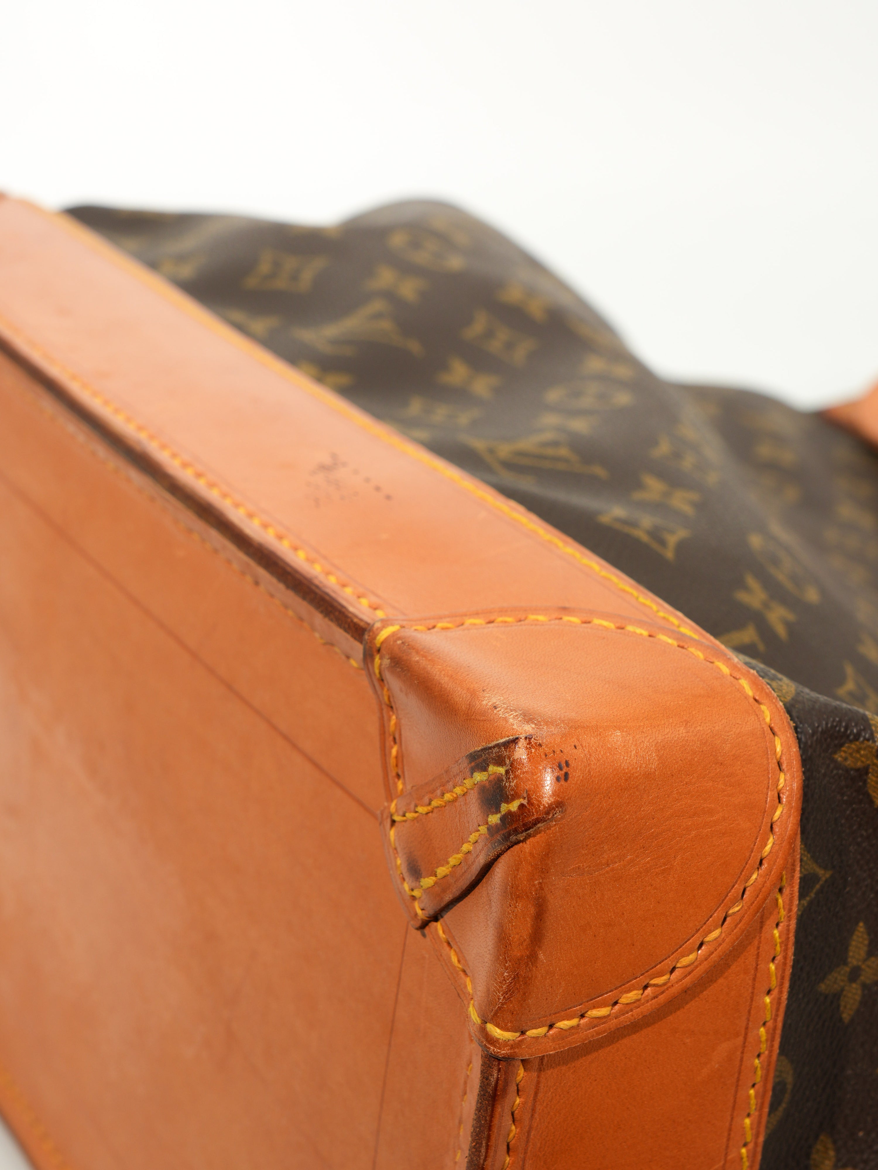 Louis Vuitton Streamer Monogram Vintage