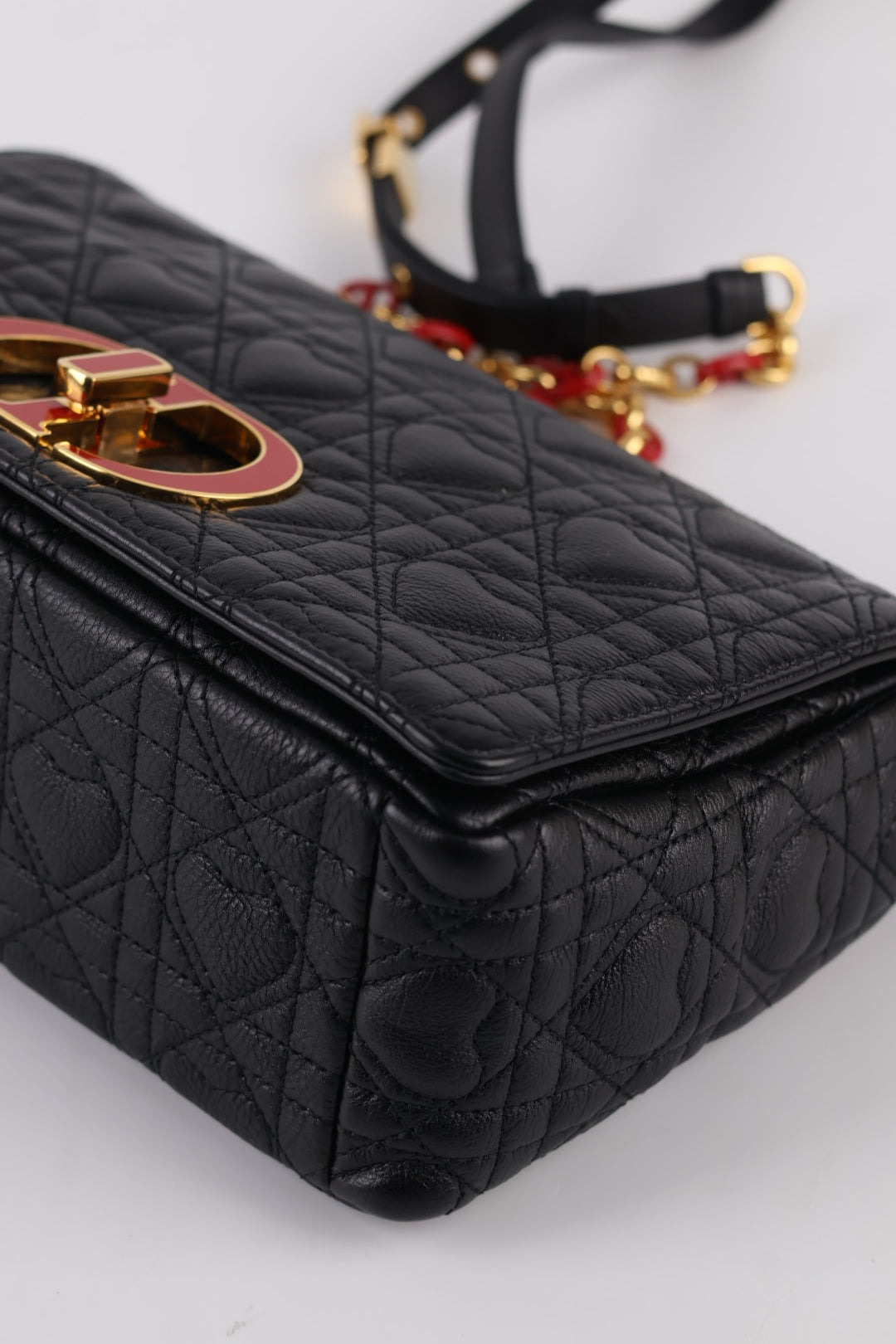 Dior Caro Media Dioramour