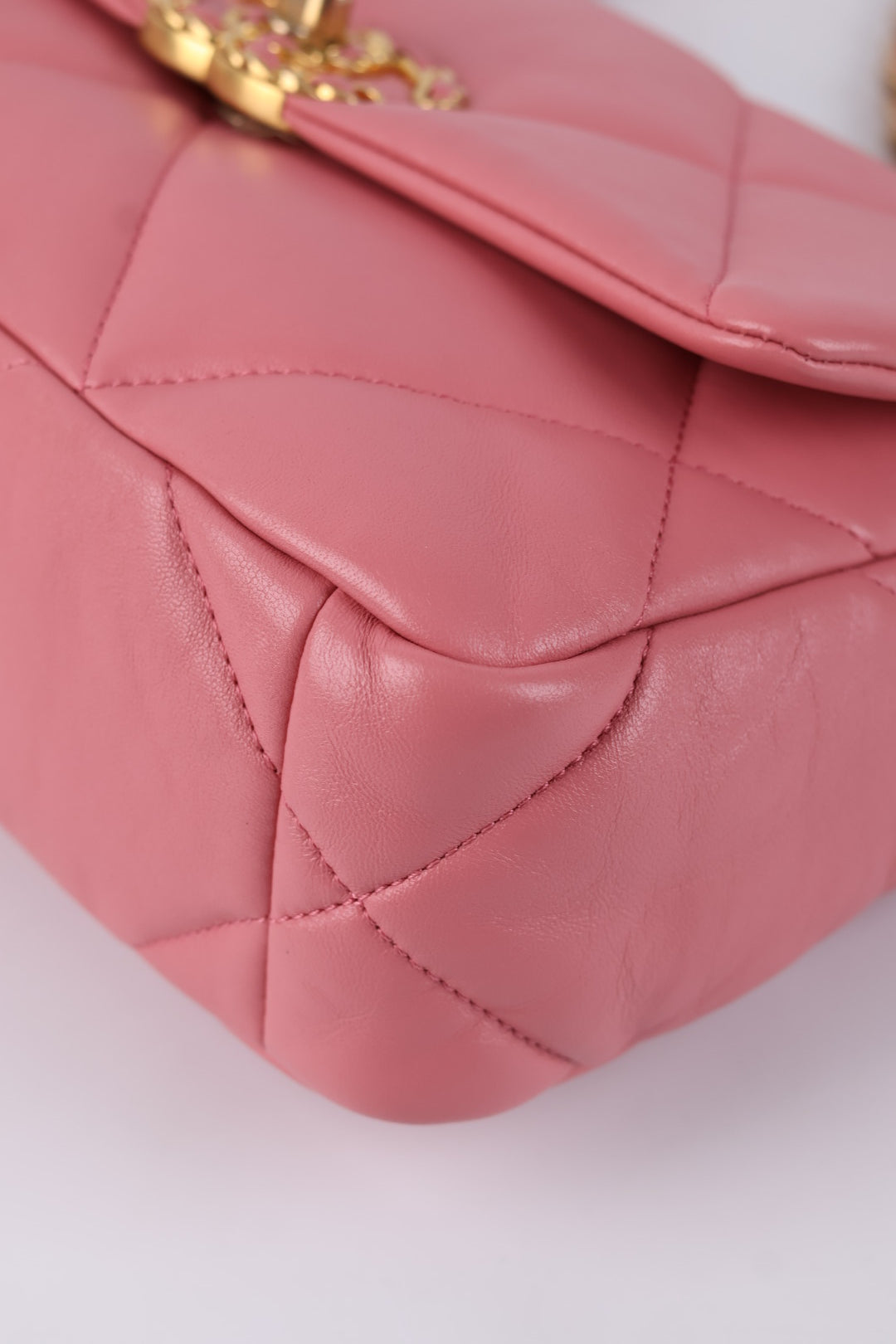 Chanel 19 in Pelle d’Agnello