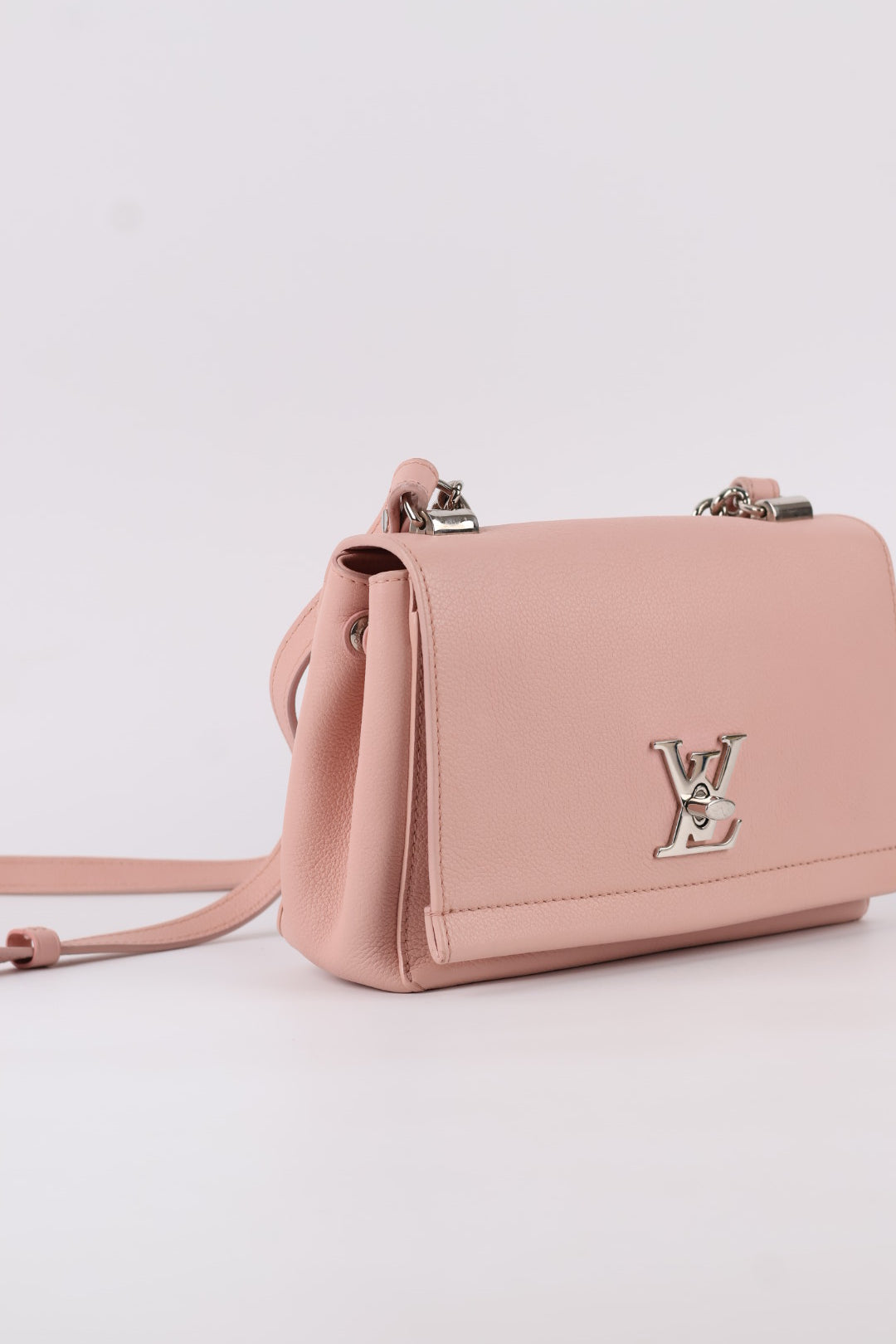 Louis Vuitton Lockme BB