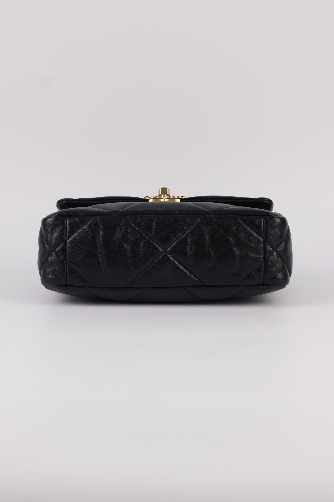 Chanel 19 in Pelle d’Agnello