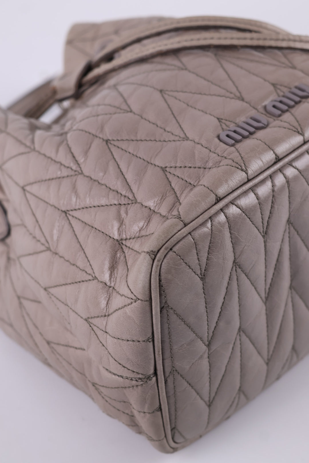 Miu Miu Bucket in Pelle