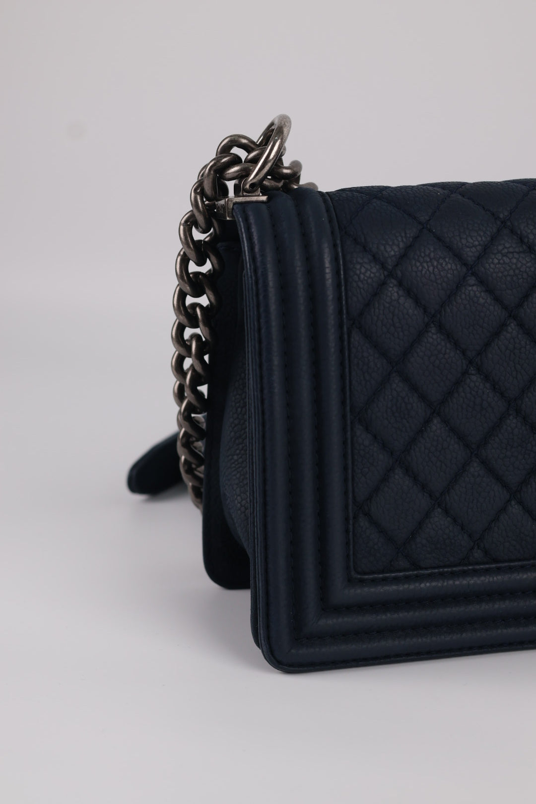 Chanel Boy Media Nabuk