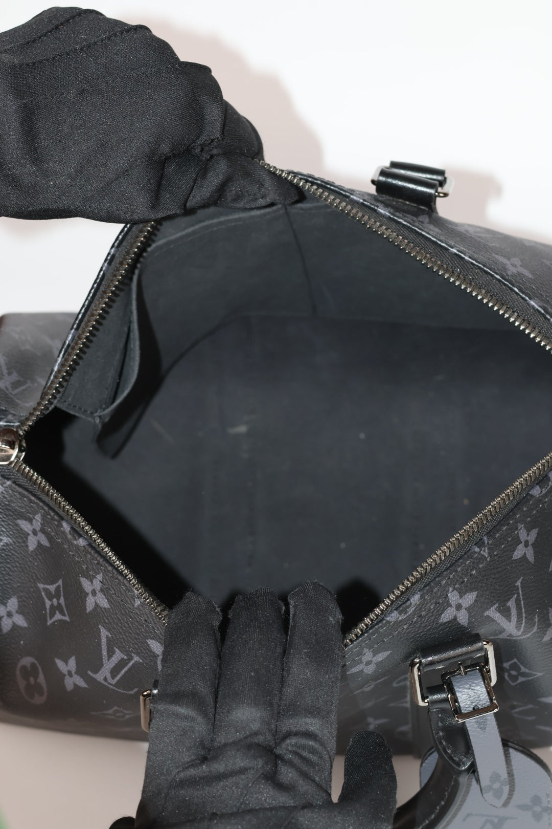 Louis Vuitton Keepall 35 Bandoulière Monogram Eclipse