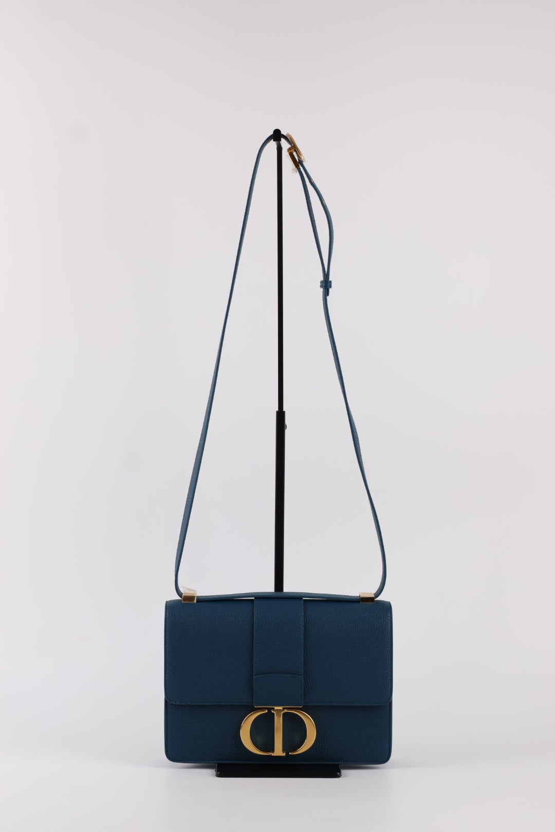 Dior Montaigne in Pelle Martellata