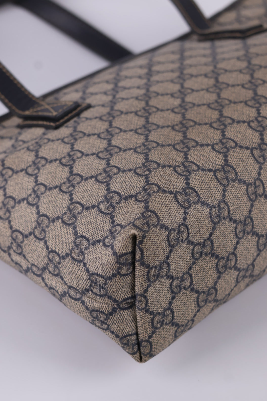 Gucci Tote GG Supreme Small