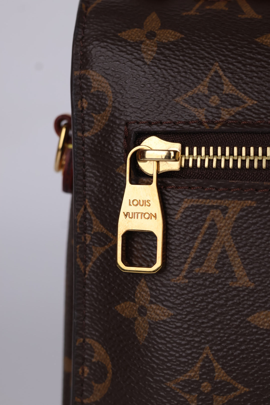 Louis Vuitton Métis Monogram