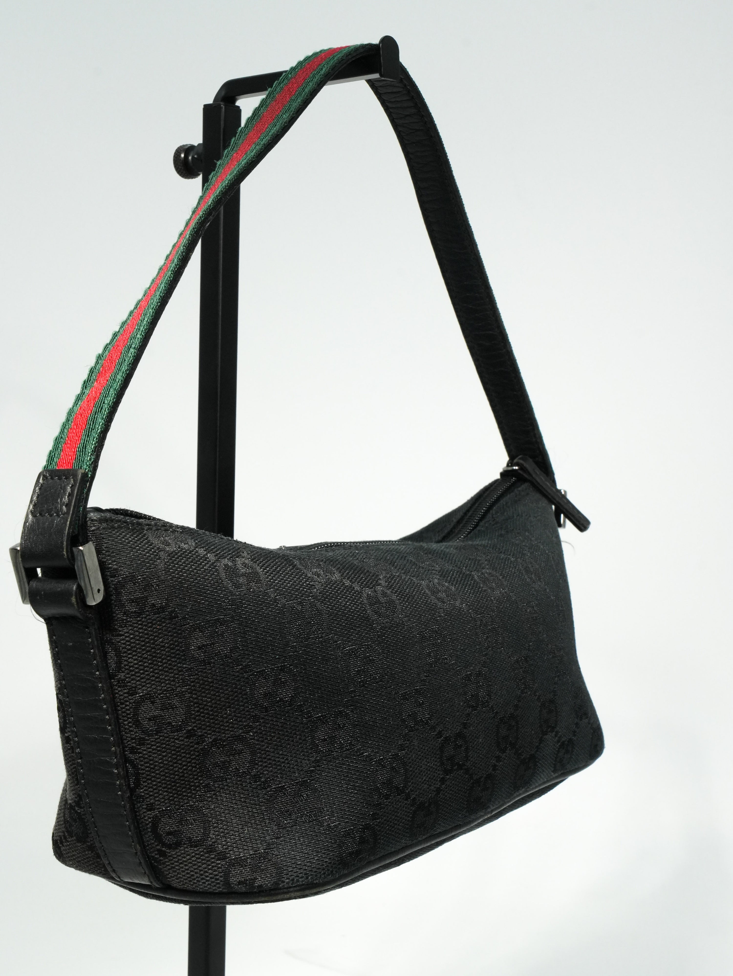 Gucci Boat Bag GG Wave