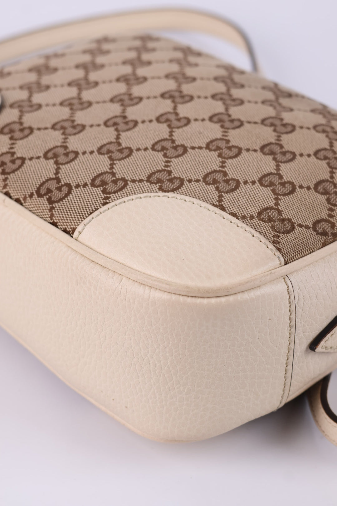 Gucci Camera Bag GG Wave