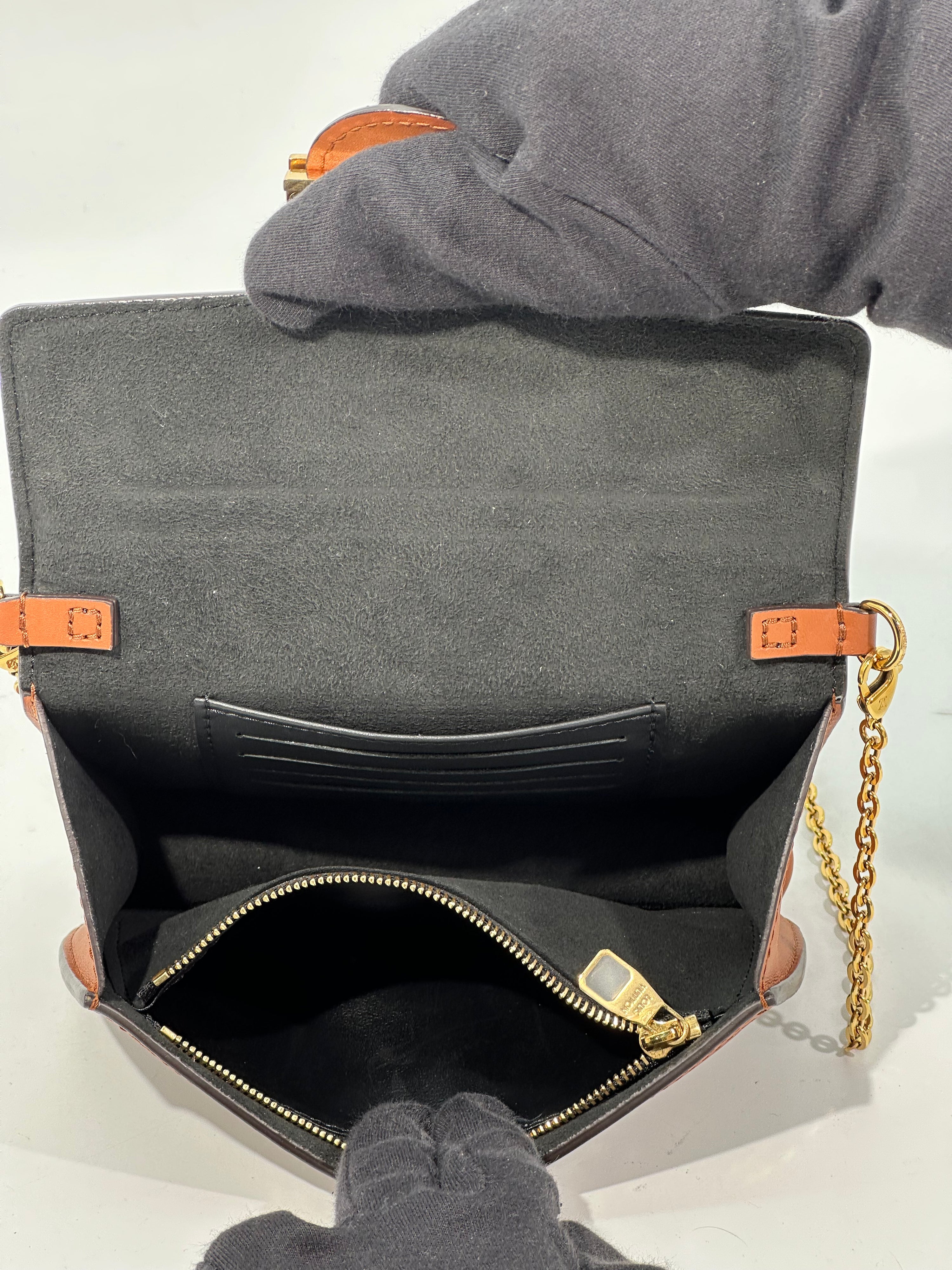 Louis Vuitton Dauphine Woc Monogram