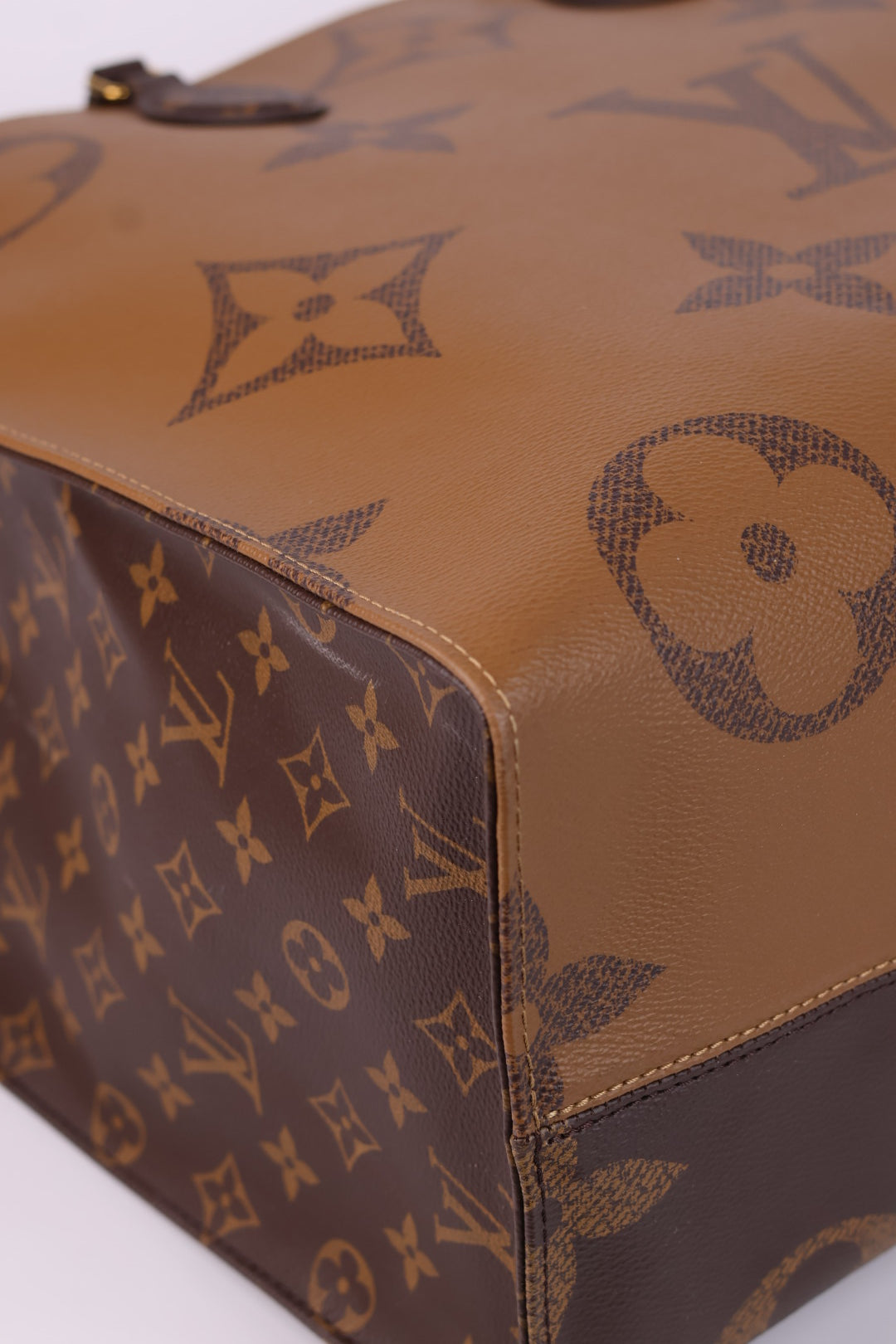 Louis Vuitton OnTheGo Gm