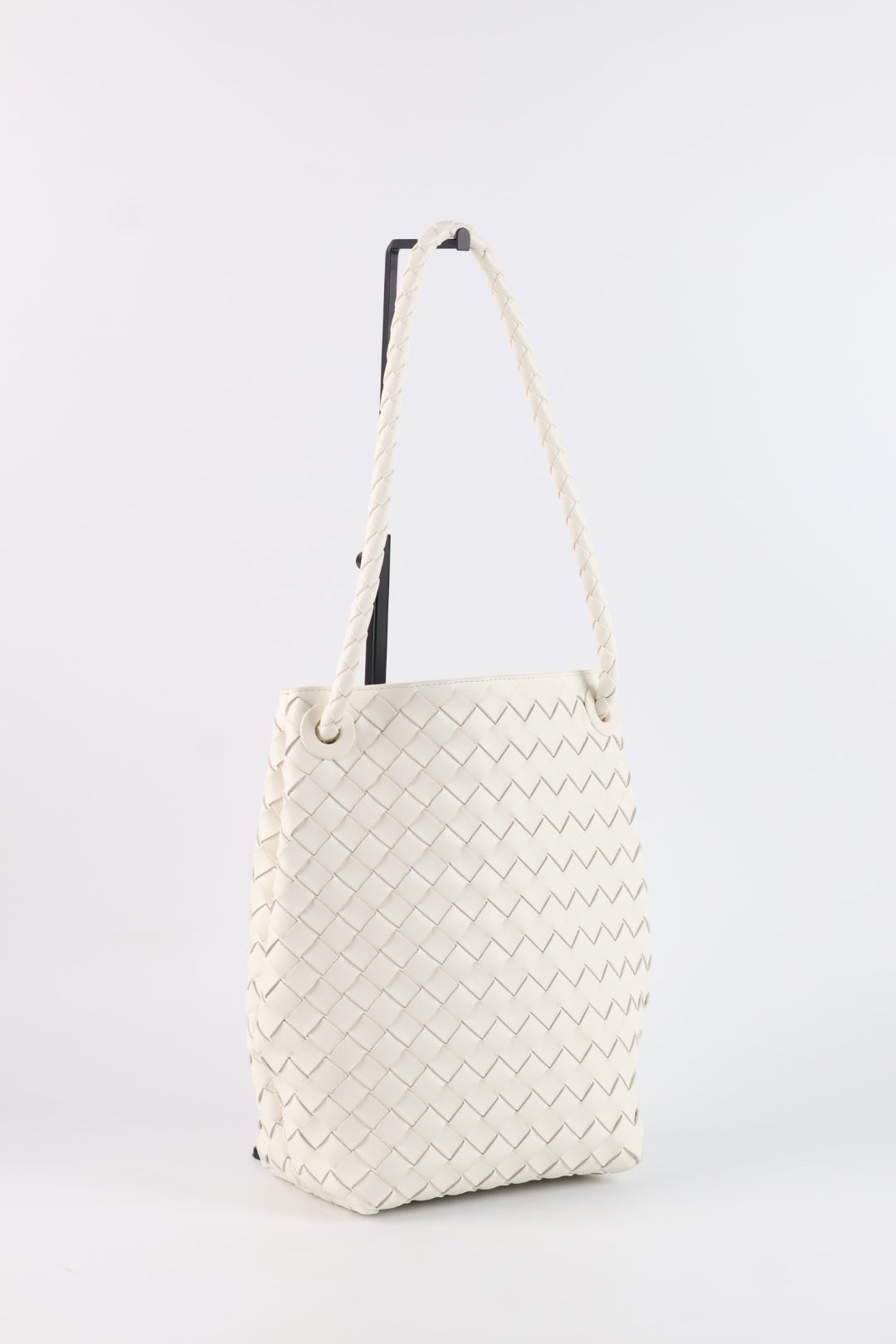 Bottega Veneta Andiamo Bucket