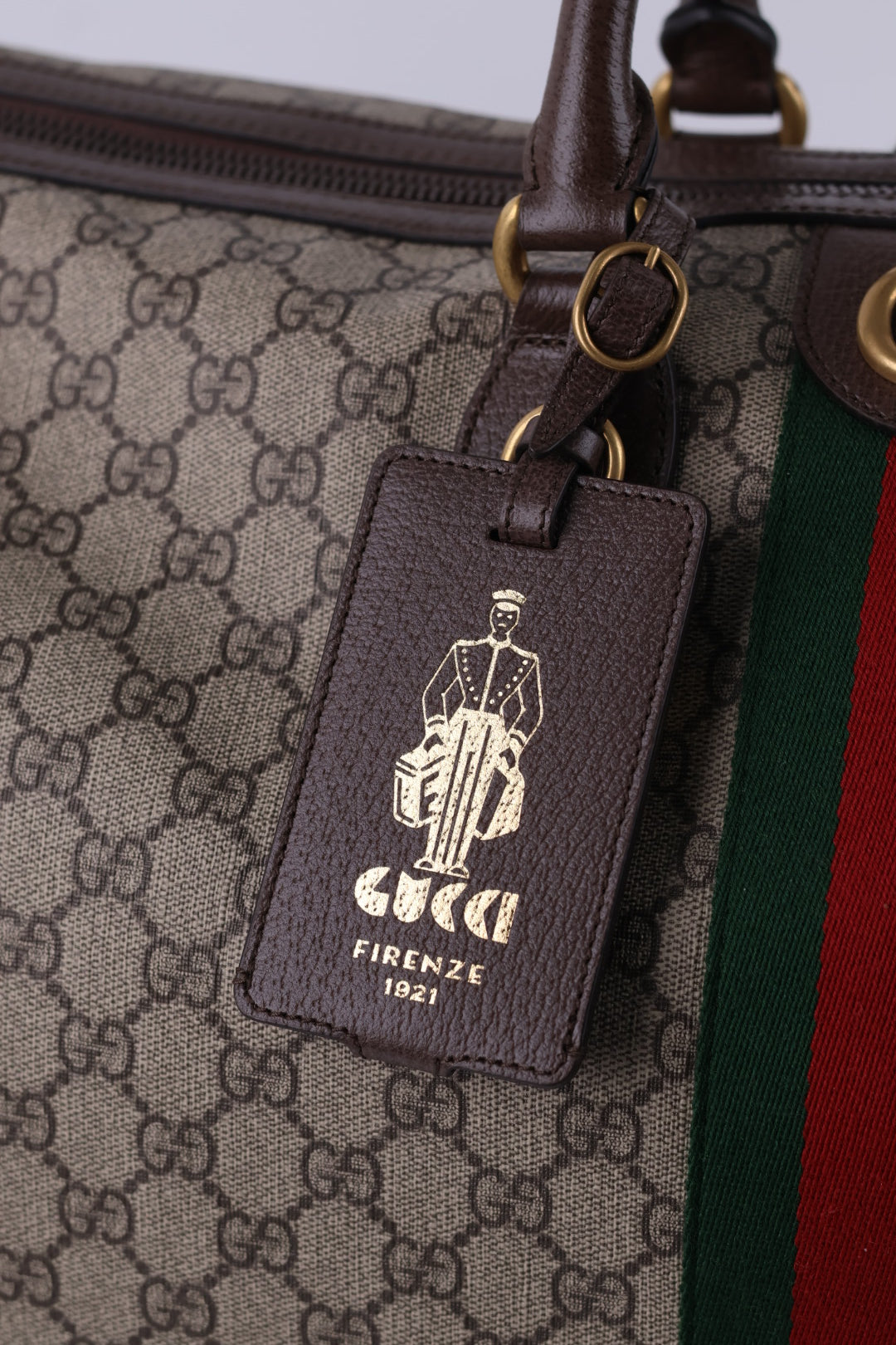 Gucci Borsone Savoy GG Supreme