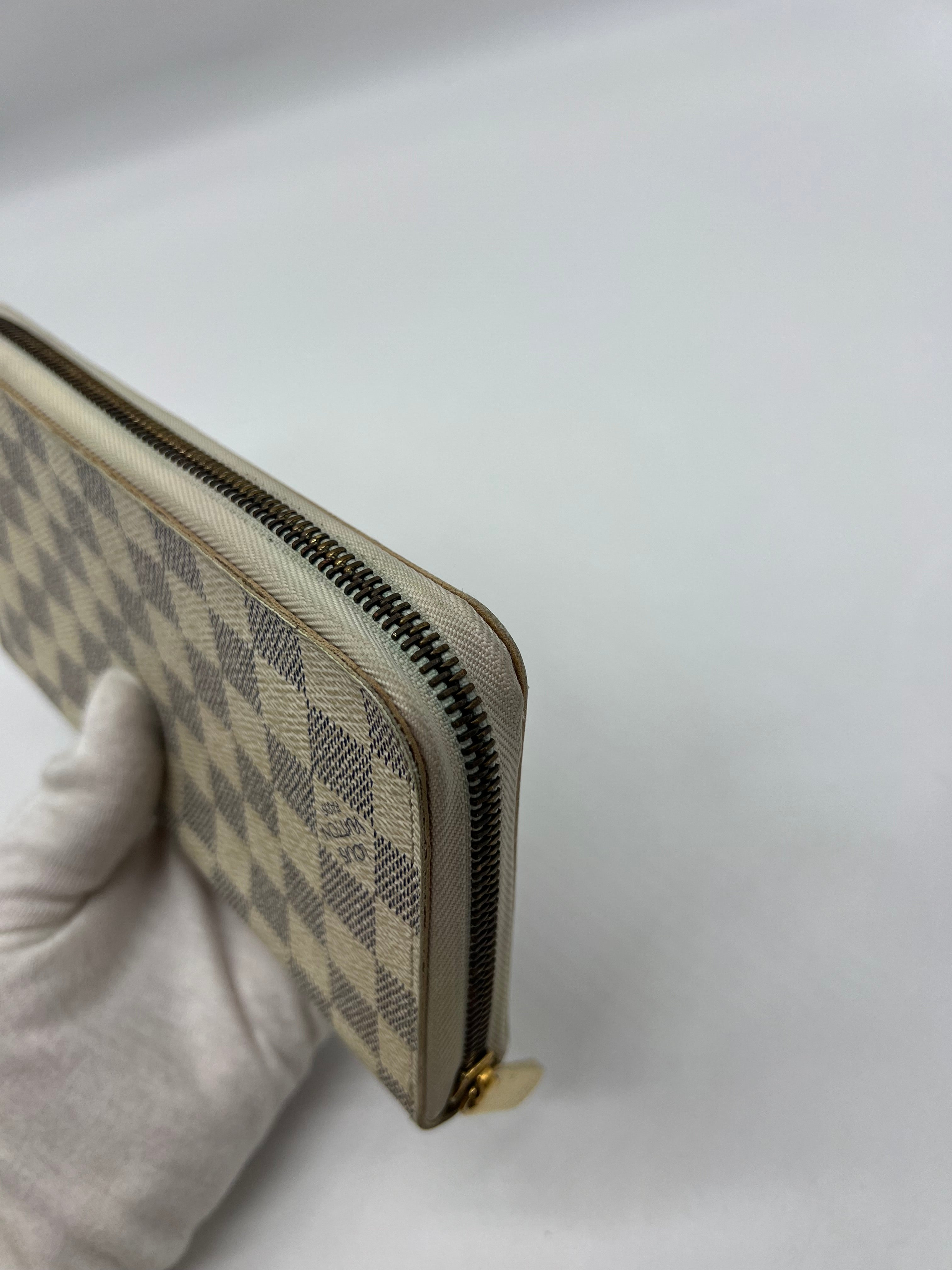 Louis Vuitton Organizer Zippy Damier Azur