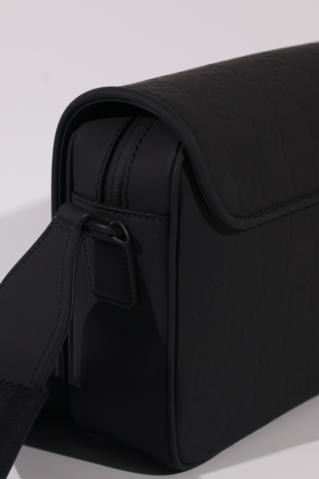 Gucci messenger GG gommato