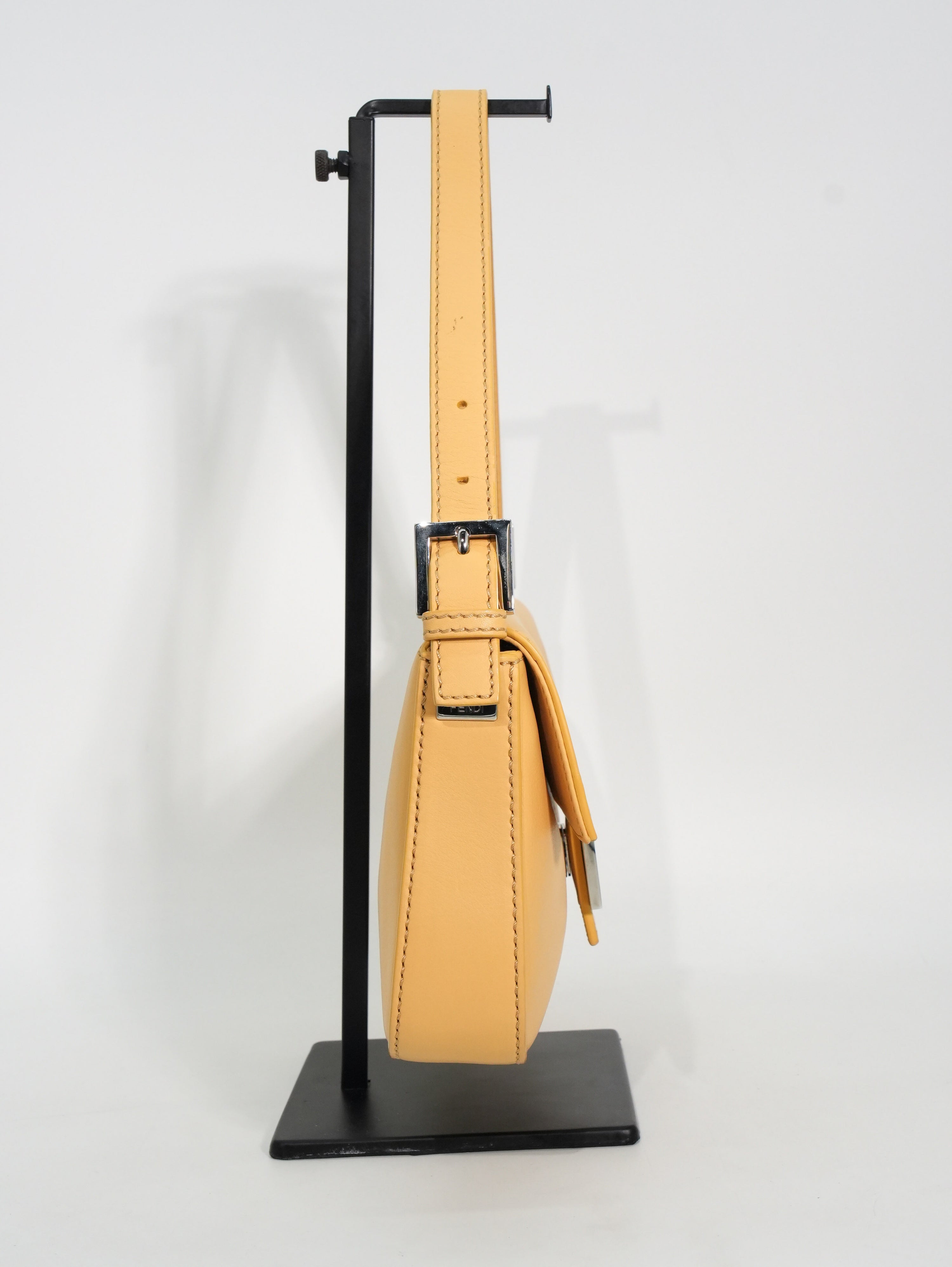 Fendi Baguette in Pelle