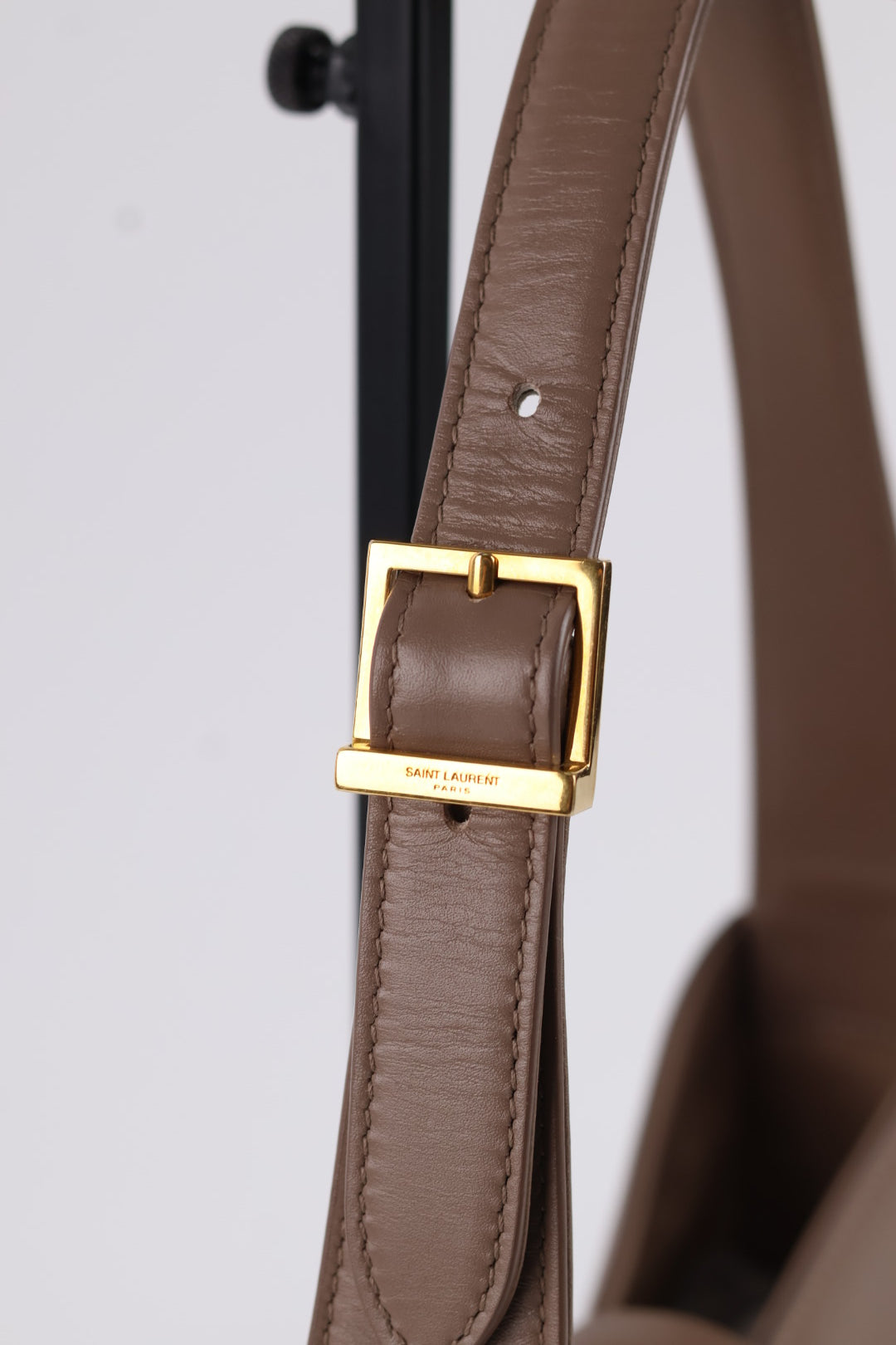 Saint Laurent Hobo Le 5 À 7