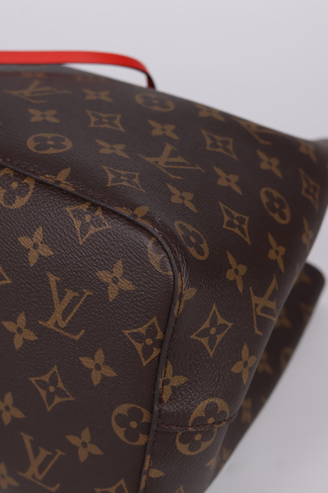 Louis Vuitton Neo Noè MM Monogram