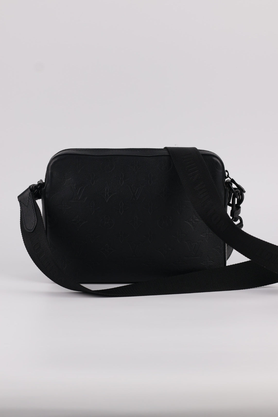 Louis Vuitton Trio Messenger Shadow