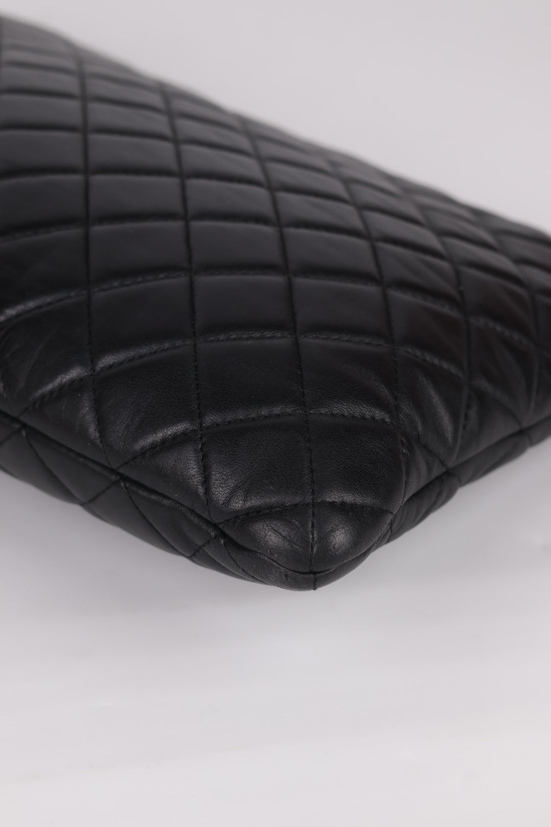 Chanel Pochette Matelassé