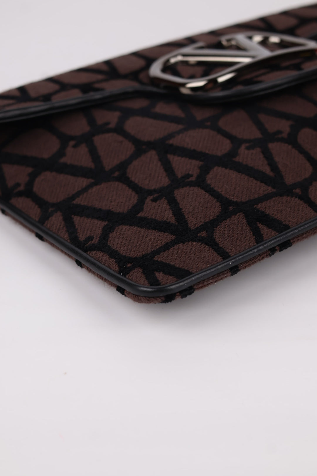 Valentino Locó Pouch Iconographe