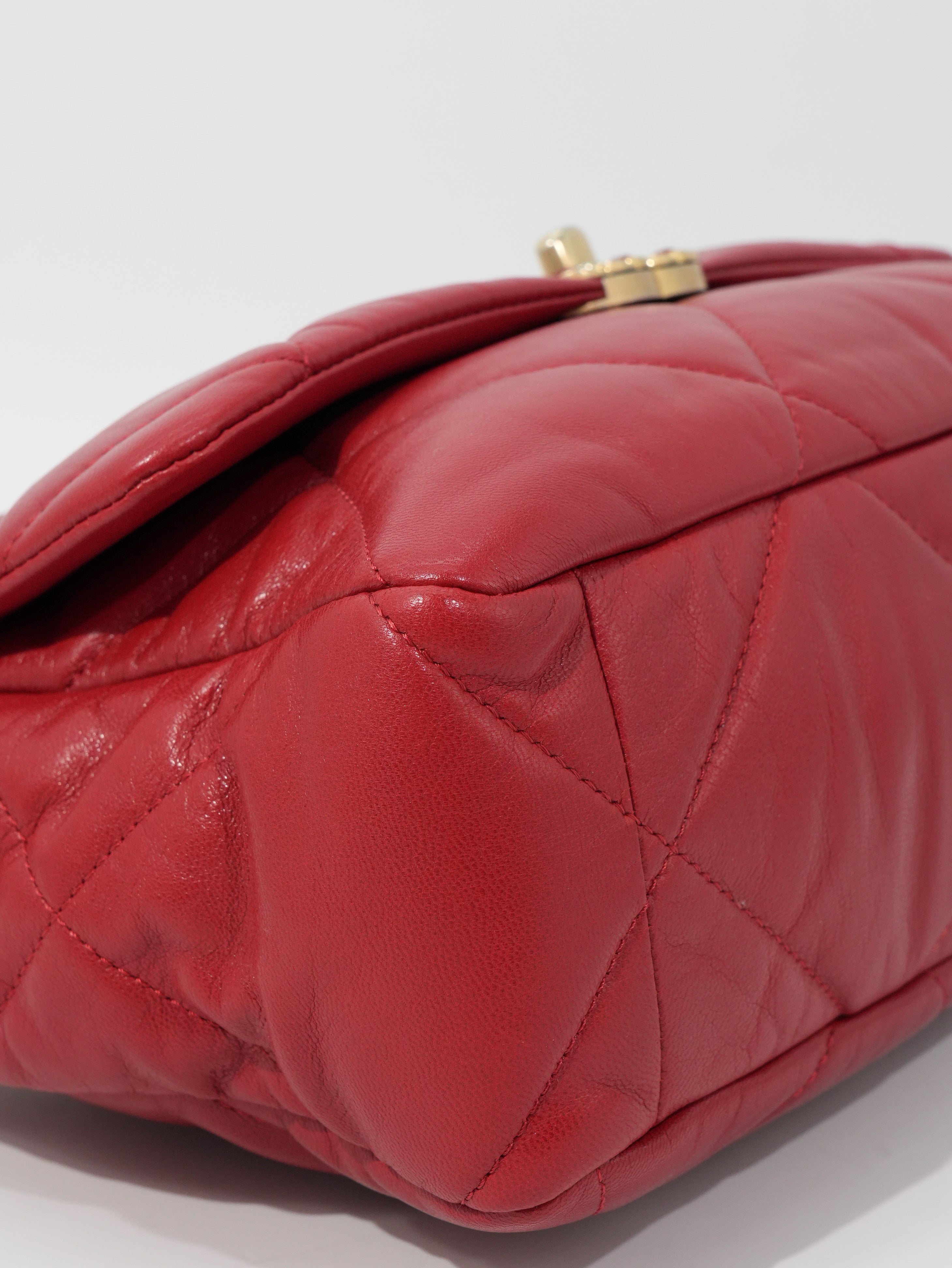 Chanel 19 Large in Pelle d’Agnello