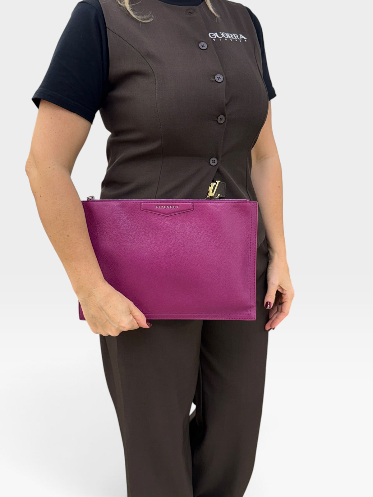 Givenchy Antigona Pochette