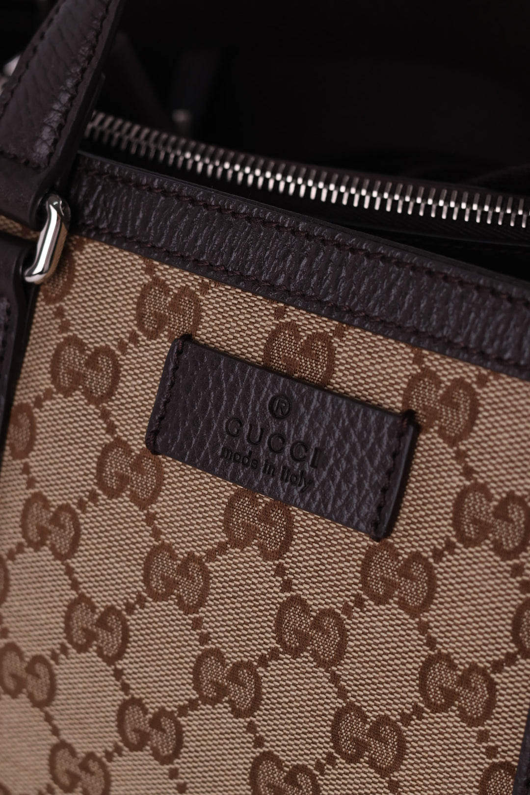 Gucci Tote GG Wave Large
