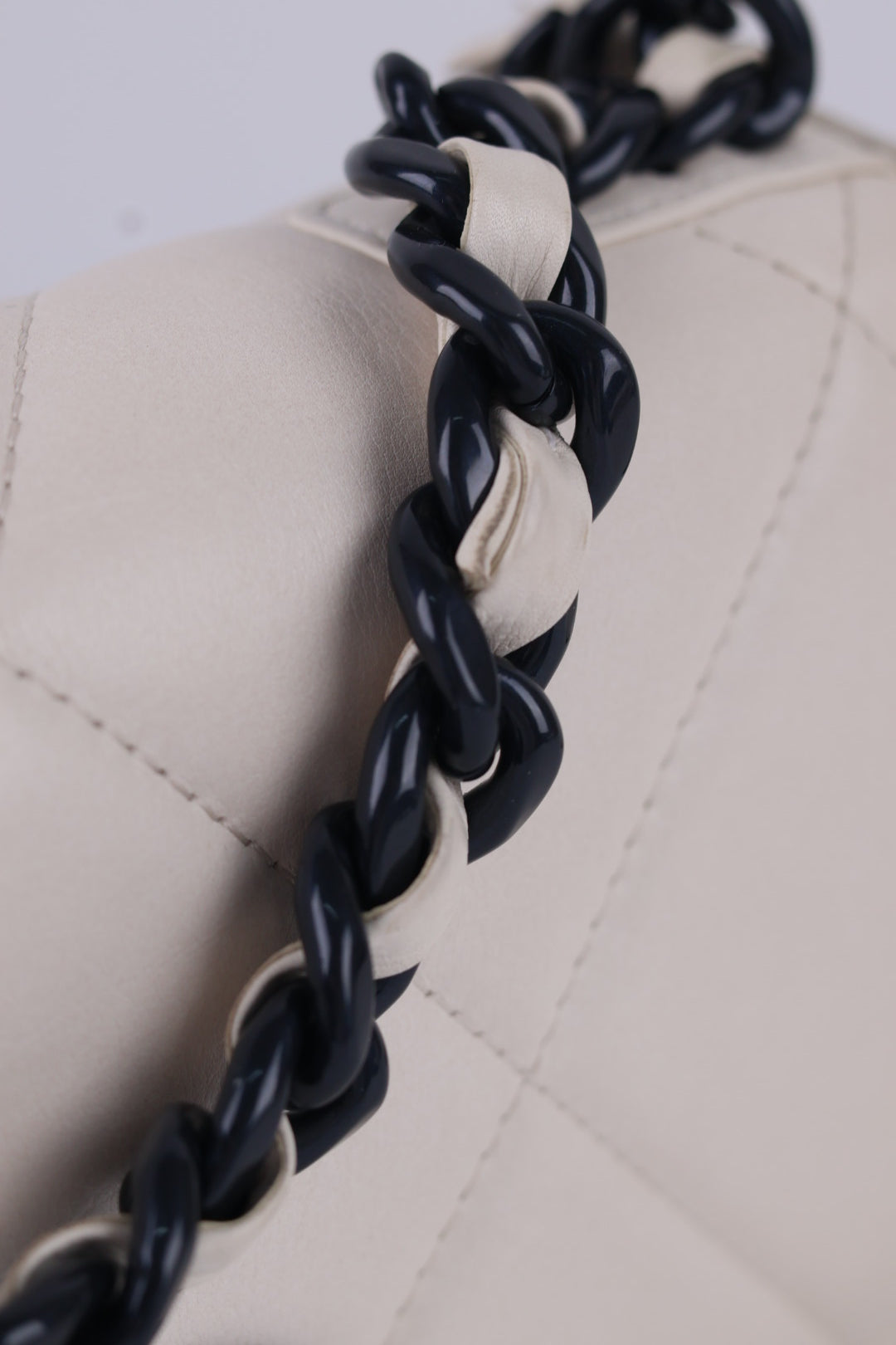 Chanel 19 Woc in Pelle