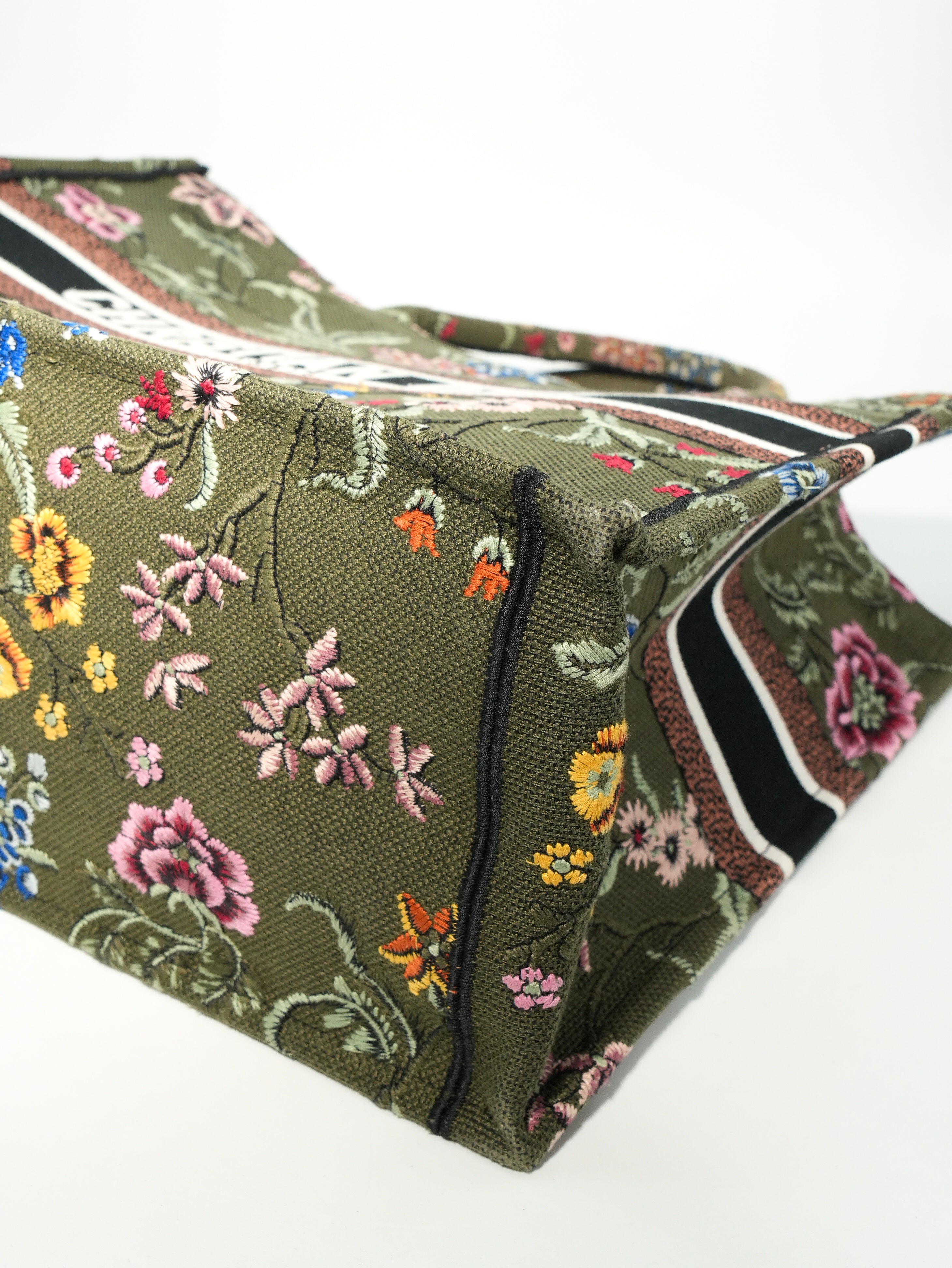 Dior Book Tote Large Floreale