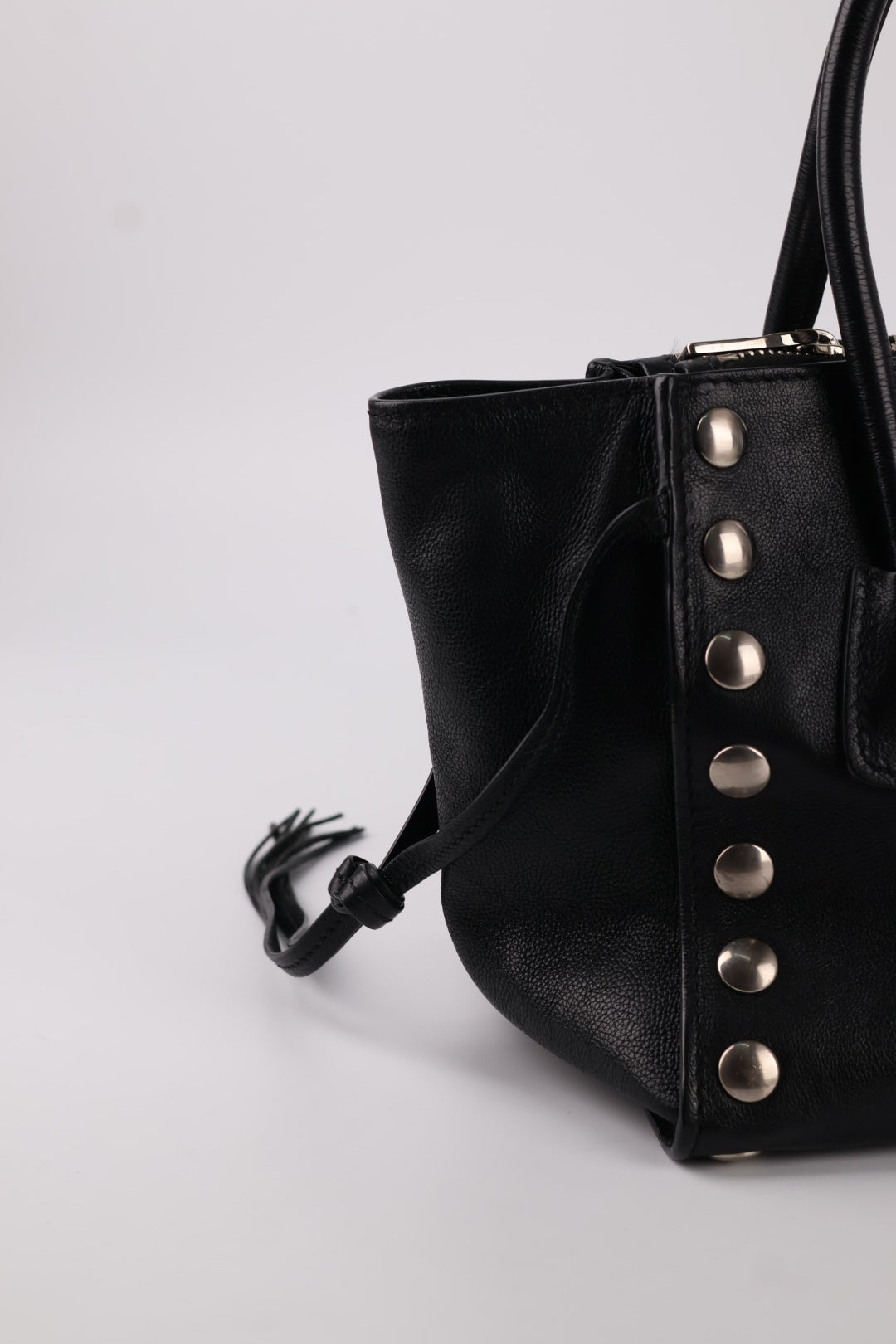 Prada Tote in Pelle Borchie