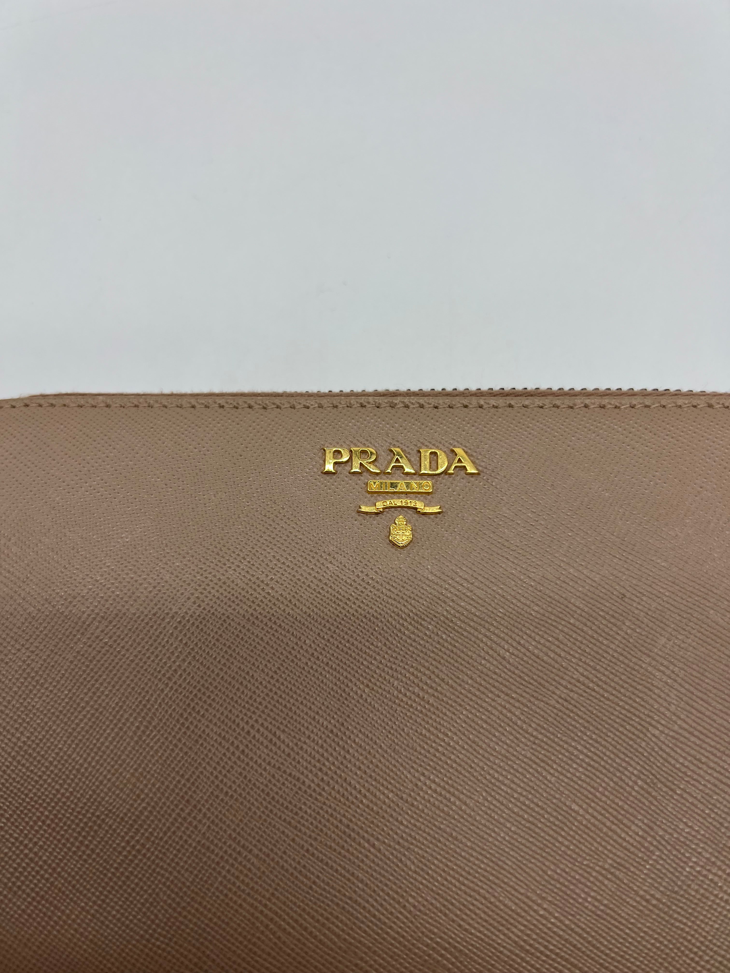 Prada Portafoglio Zippy Grande