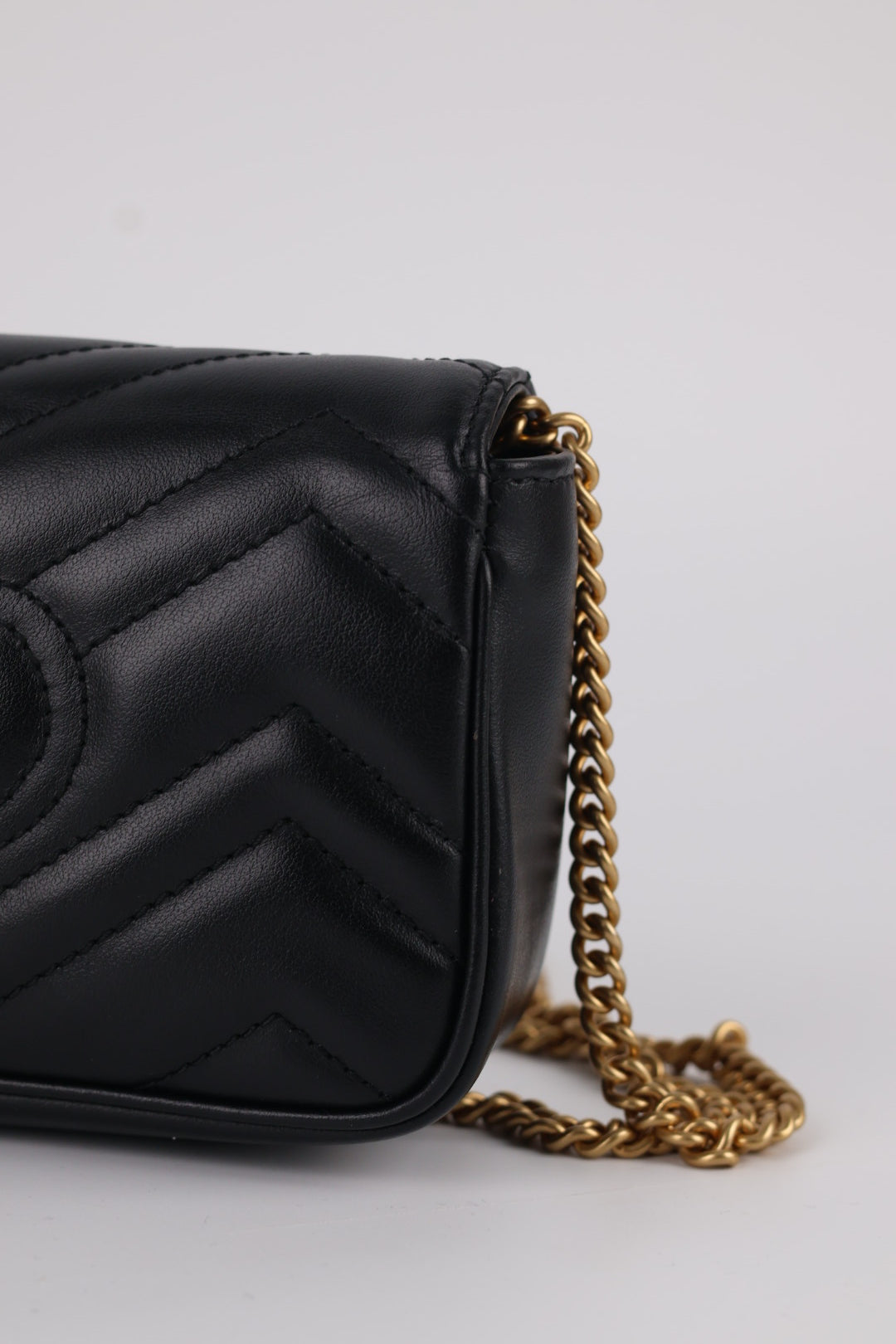 Gucci GG Super Mini Marmont