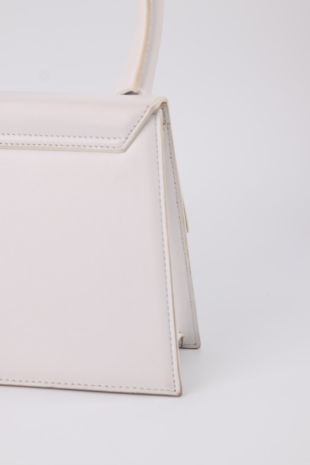 Jacquemus Le Grand Chiquito