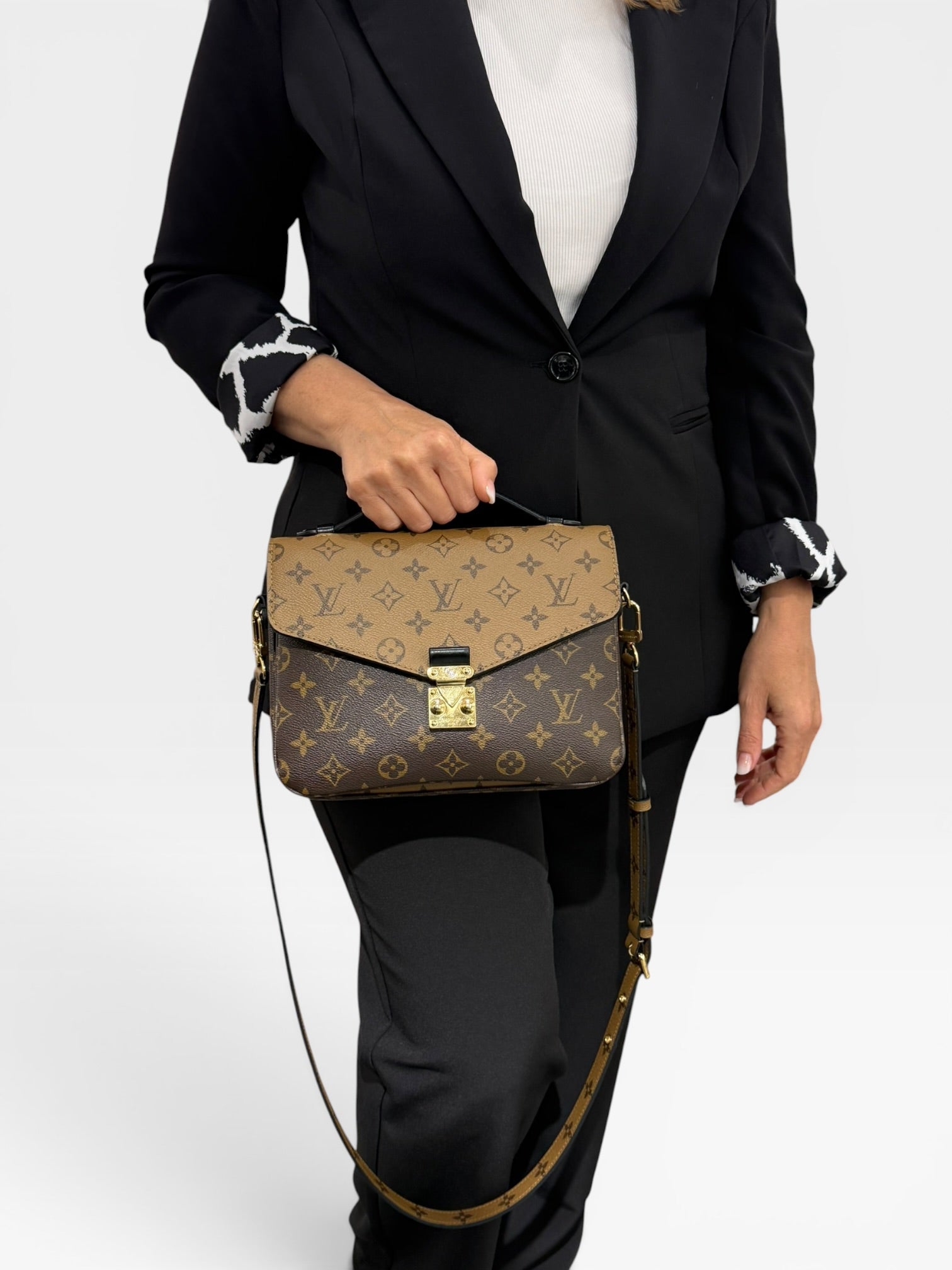 Louis Vuitton Métis Reverse