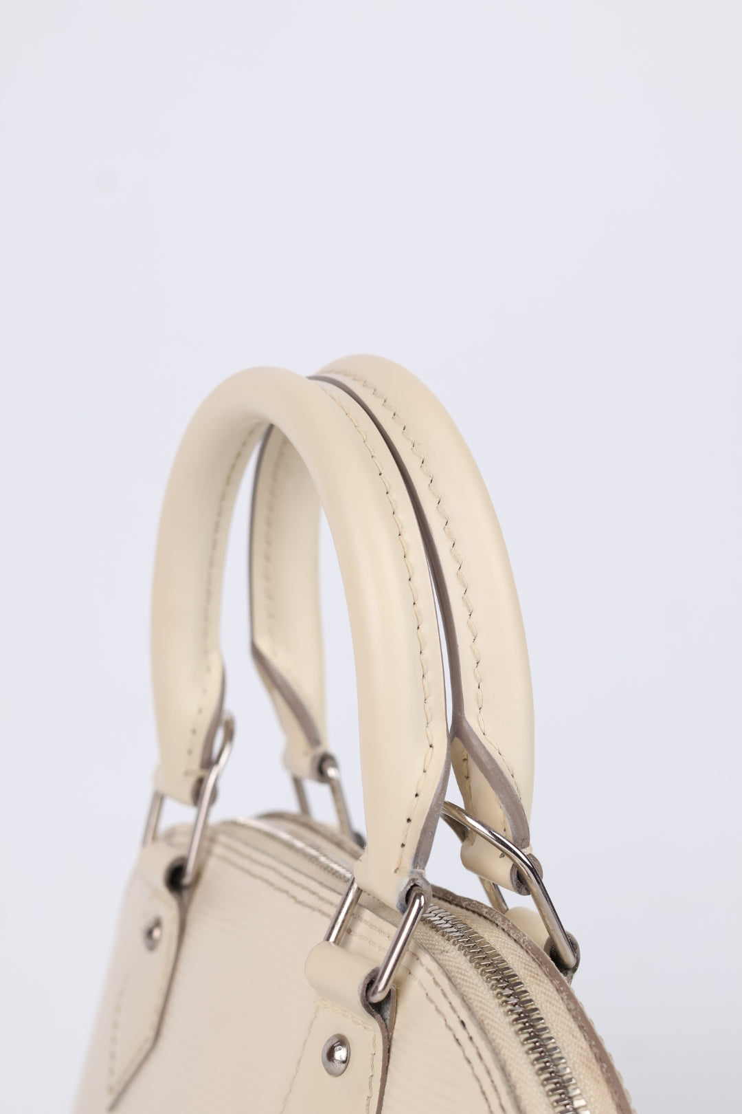 Louis Vuitton Alma BB Epi