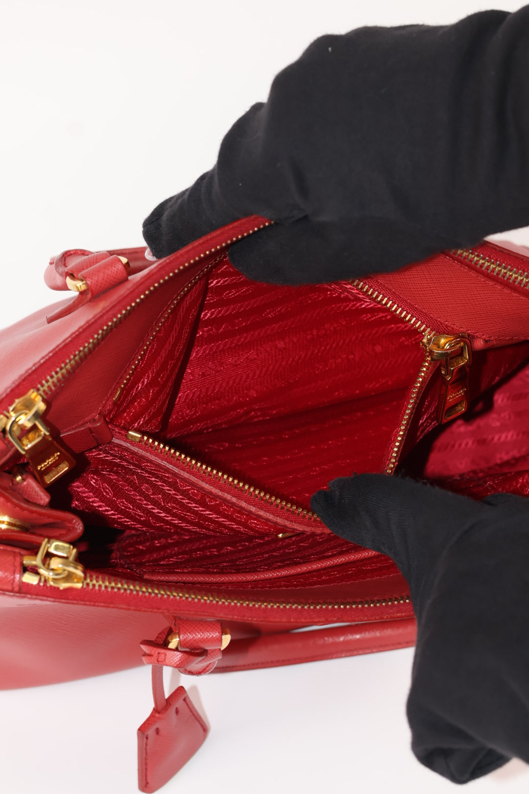 Prada Galleria Media Saffiano